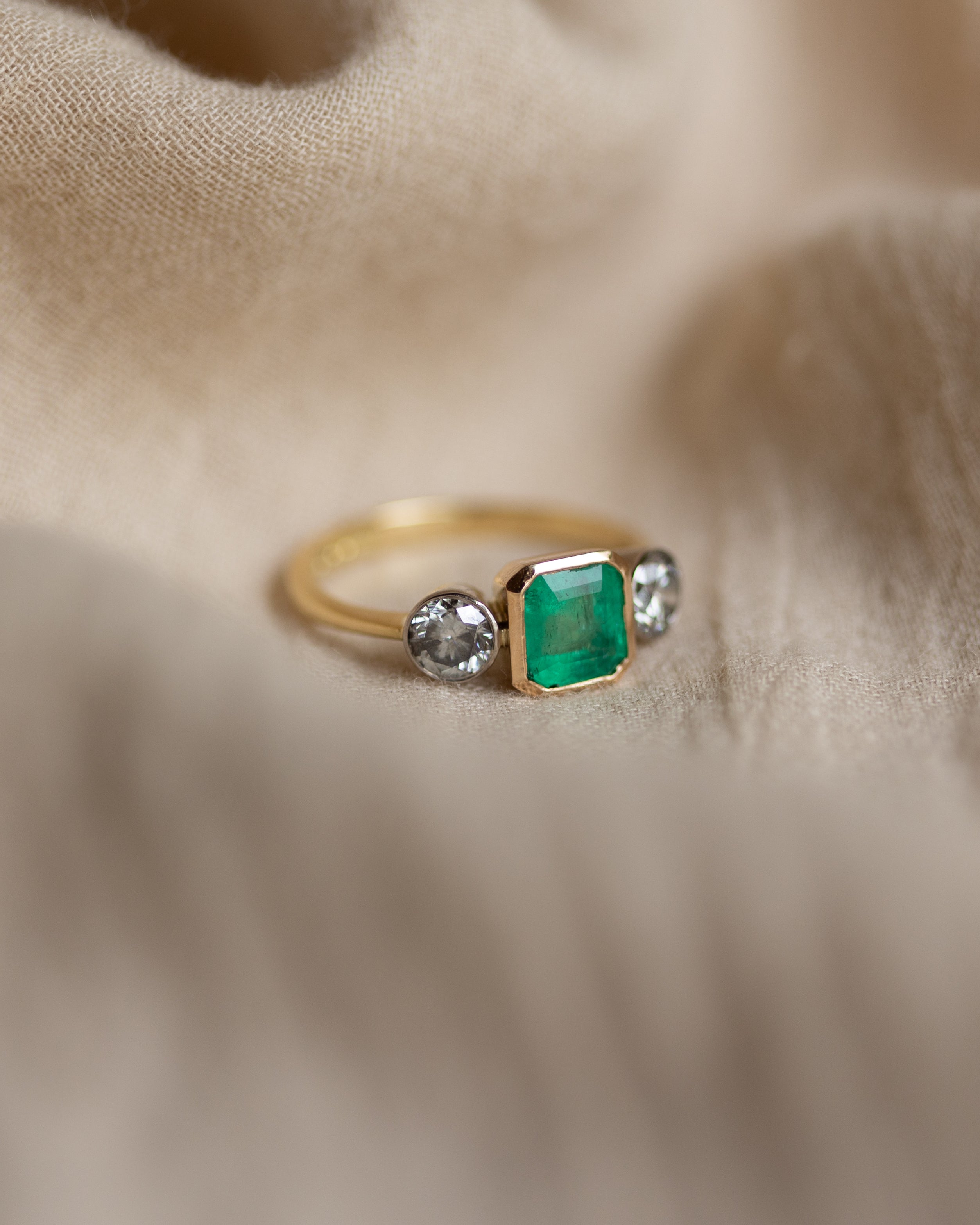 Edith Vintage 18ct Gold Emerald & Diamond Trilogy Ring