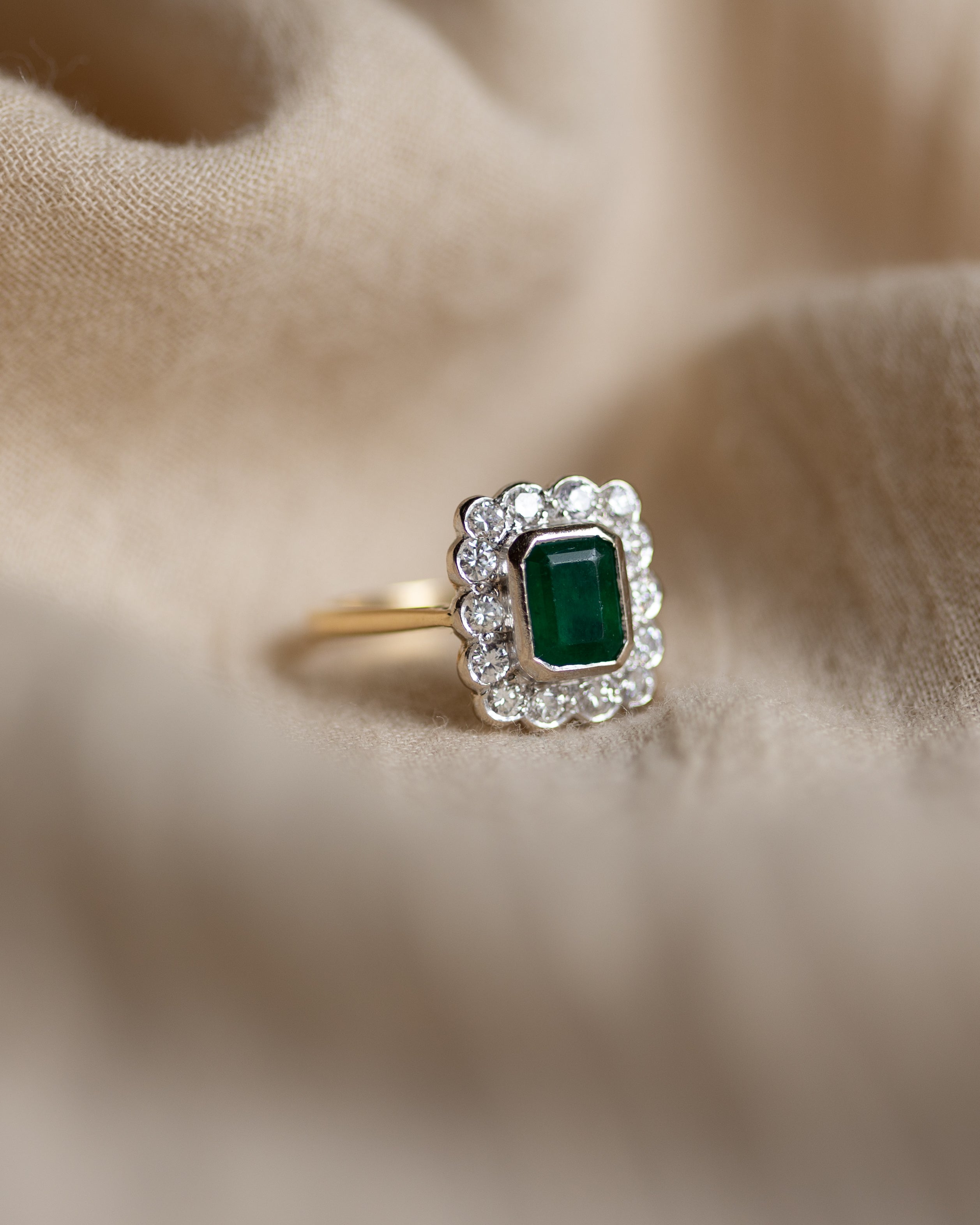 Colette 1990 Vintage 18ct Gold Emerald & Diamond Cluster Ring