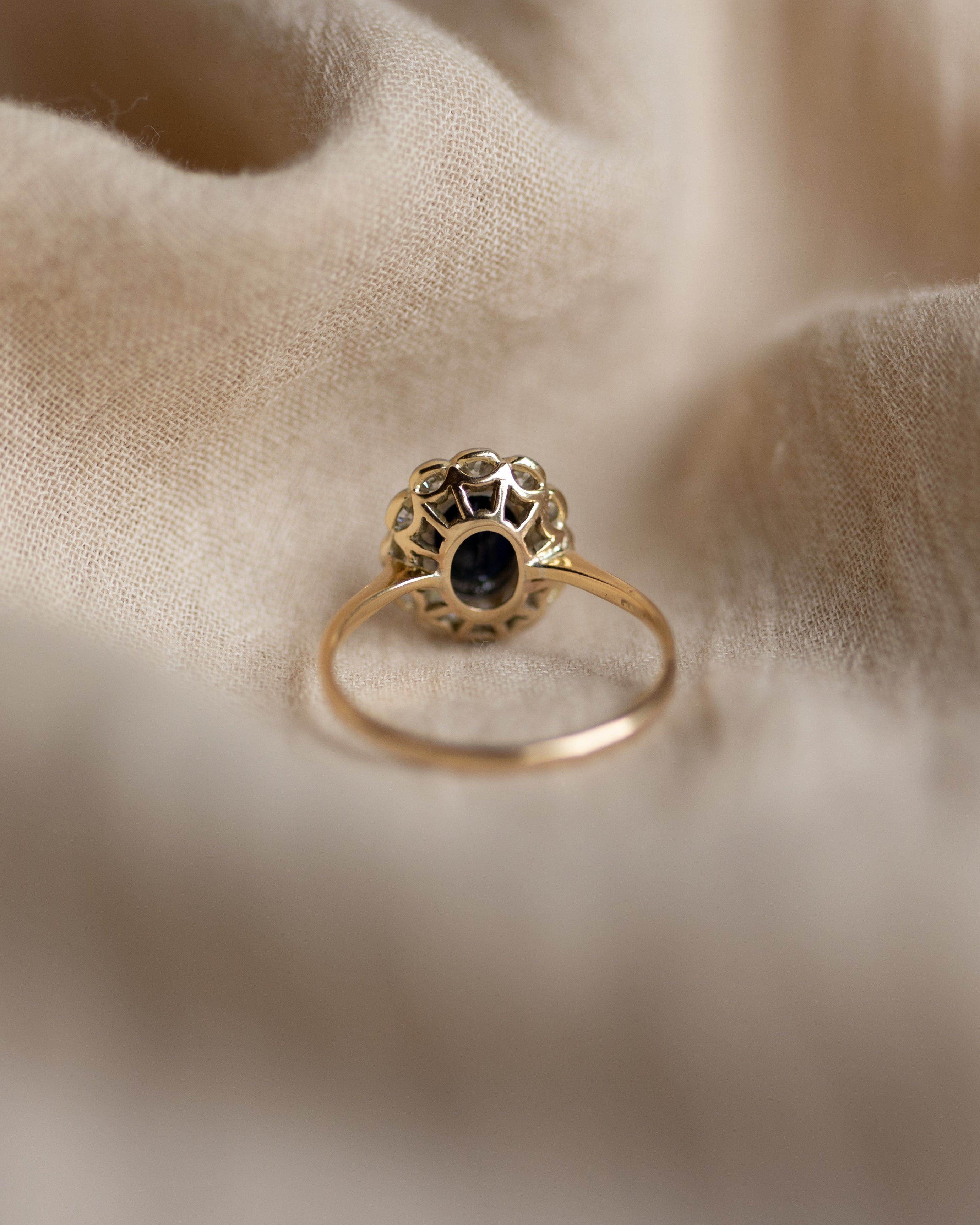 Clodagh Vintage 18ct Gold Sapphire & Diamond Cluster Ring