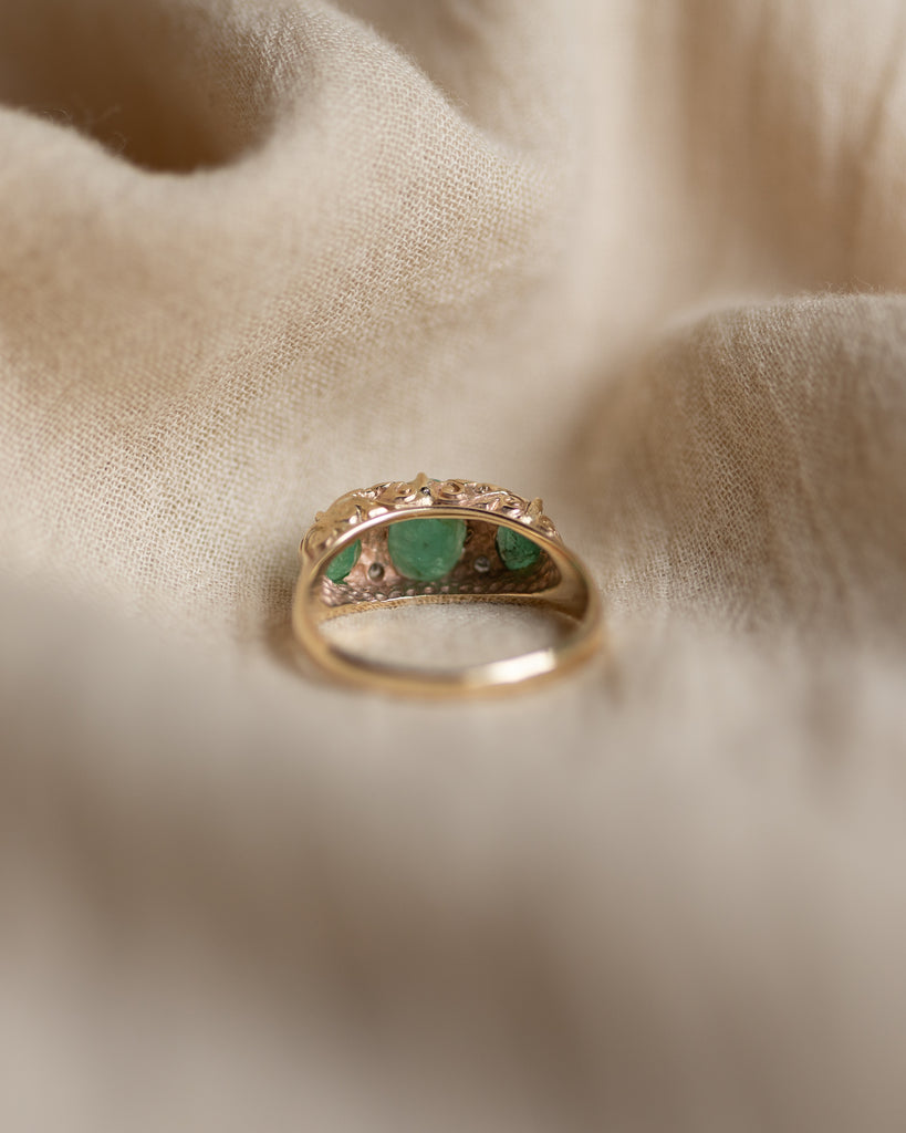 Blanche 1987 Vintage 9ct Gold Emerald & Diamond Seven Stone Ring