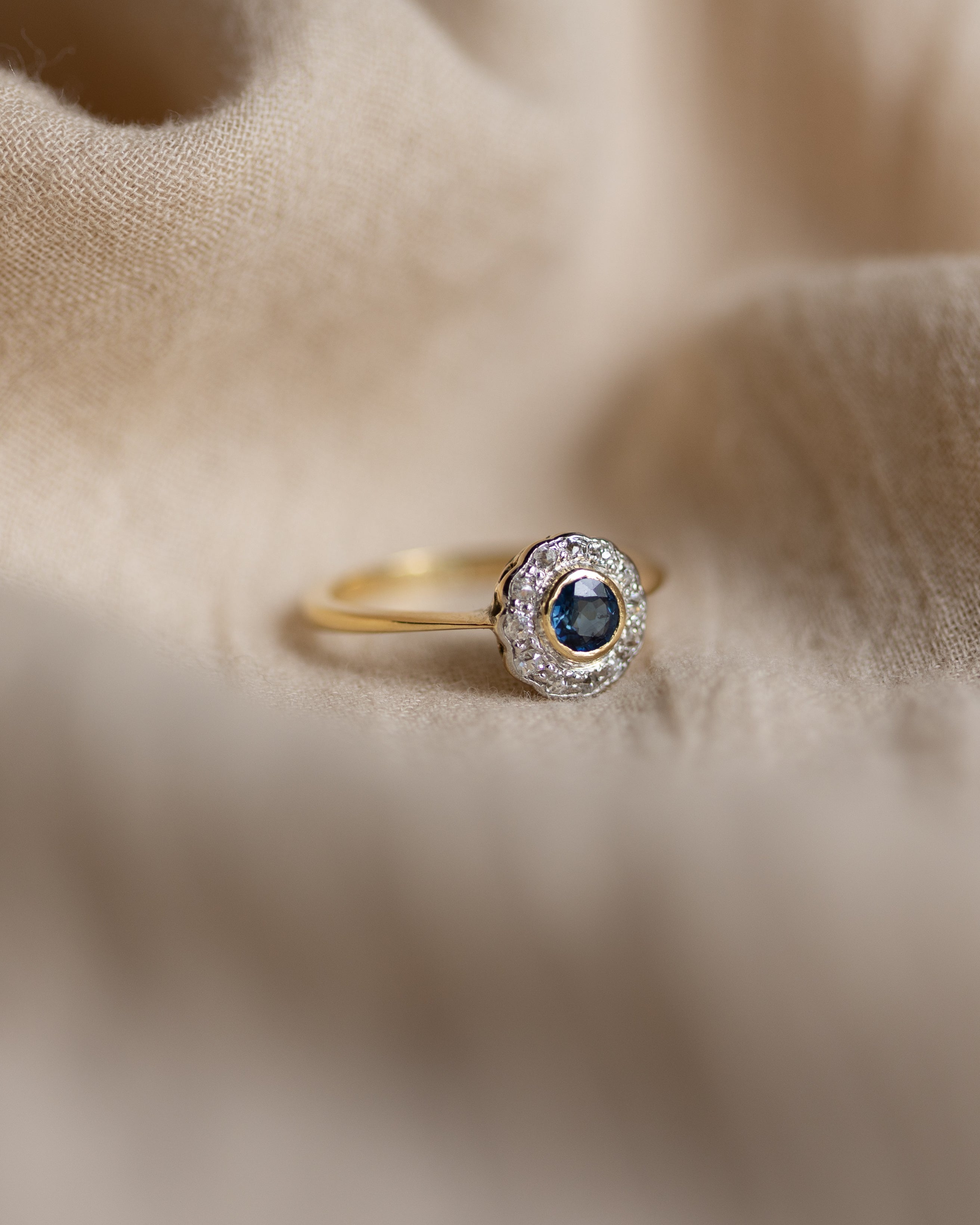 Olive Antique Art Deco 18ct Gold Sapphire & Diamond Cluster Ring