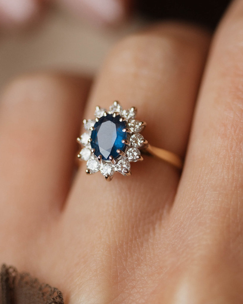 Irena Vintage 18ct Gold Sapphire & Diamond Cluster Ring