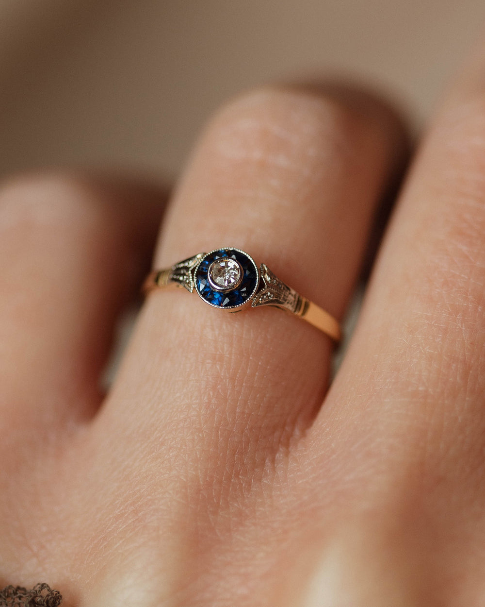 Thérèse Antique Art Deco 18ct Gold Sapphire & Diamond Target Ring