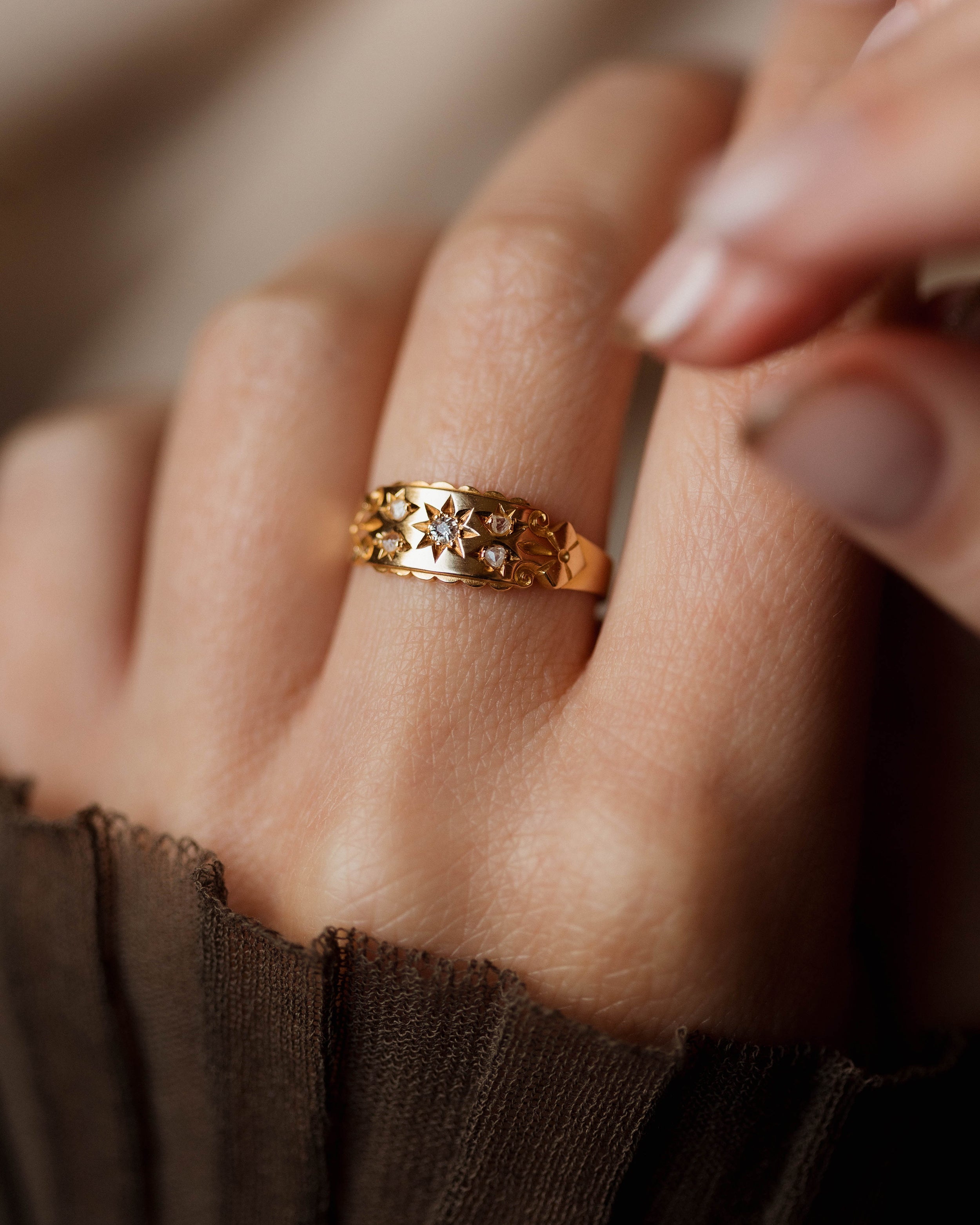 Mireille 1910 Antique 18ct Gold Star Set Diamond Ring