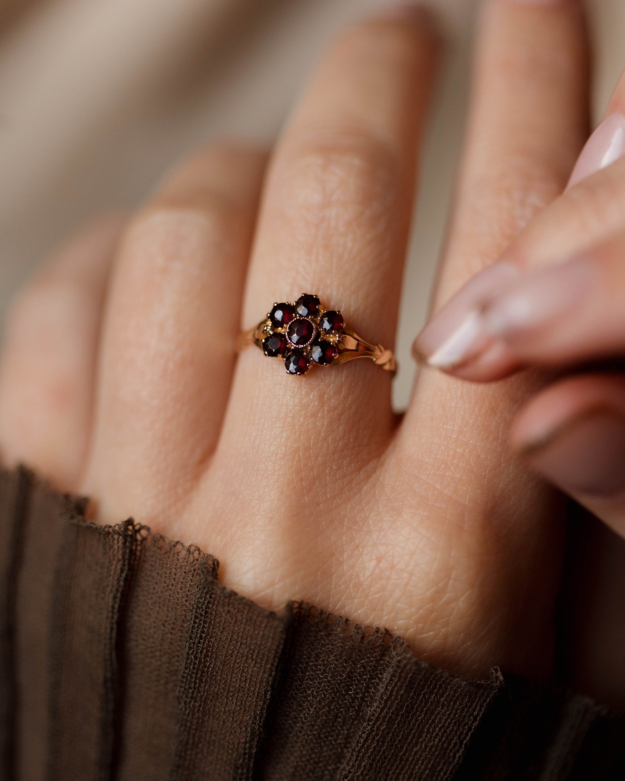 Paulette Antique 9ct Gold Garnet Daisy Cluster Ring