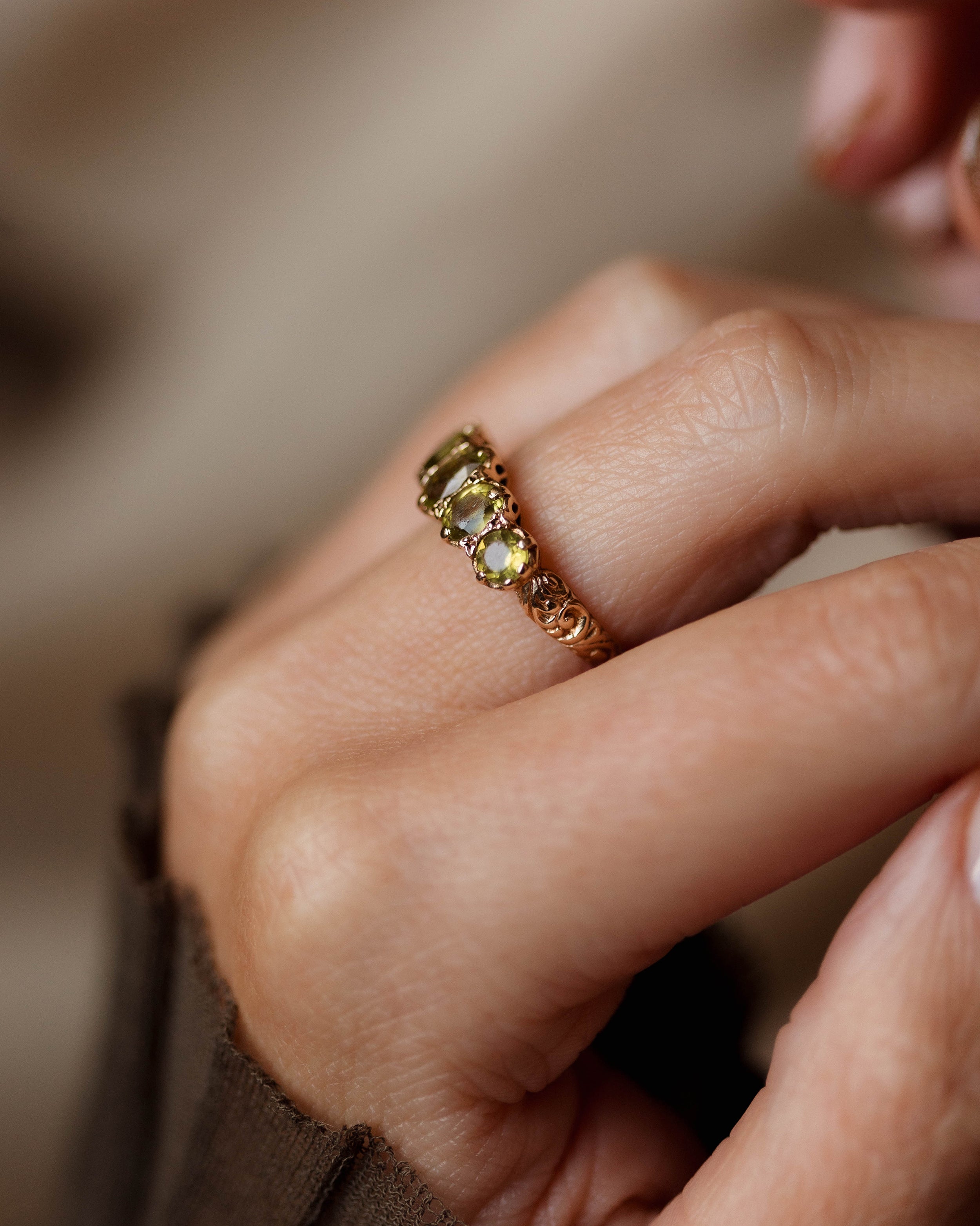 Angèle 1970 Vintage 9ct Gold Peridot Five Stone Ring