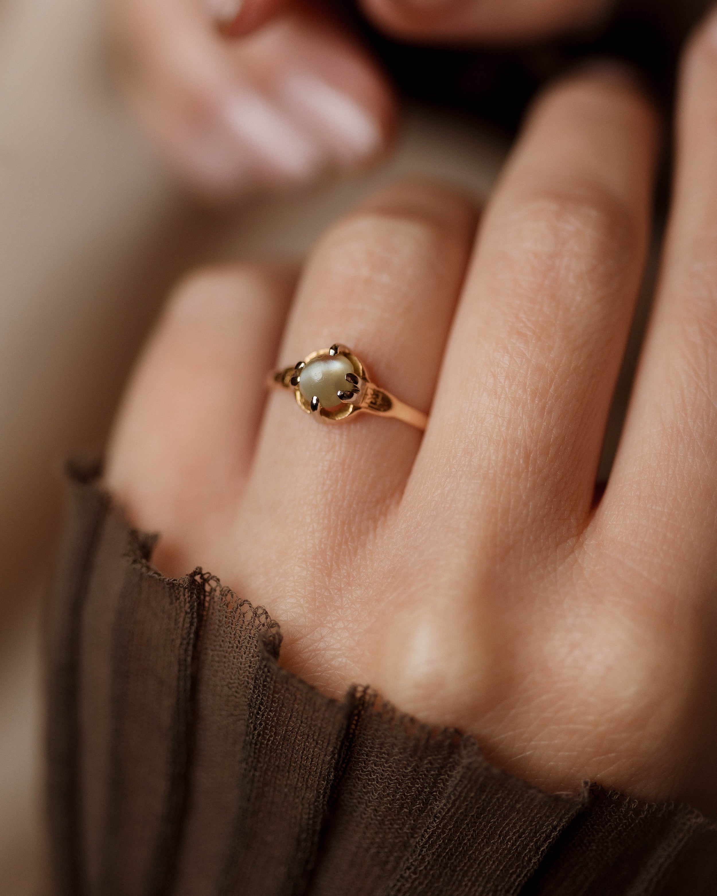 Louisa Antique 15ct Gold Catseye Chrysoberyl Single Stone Ring