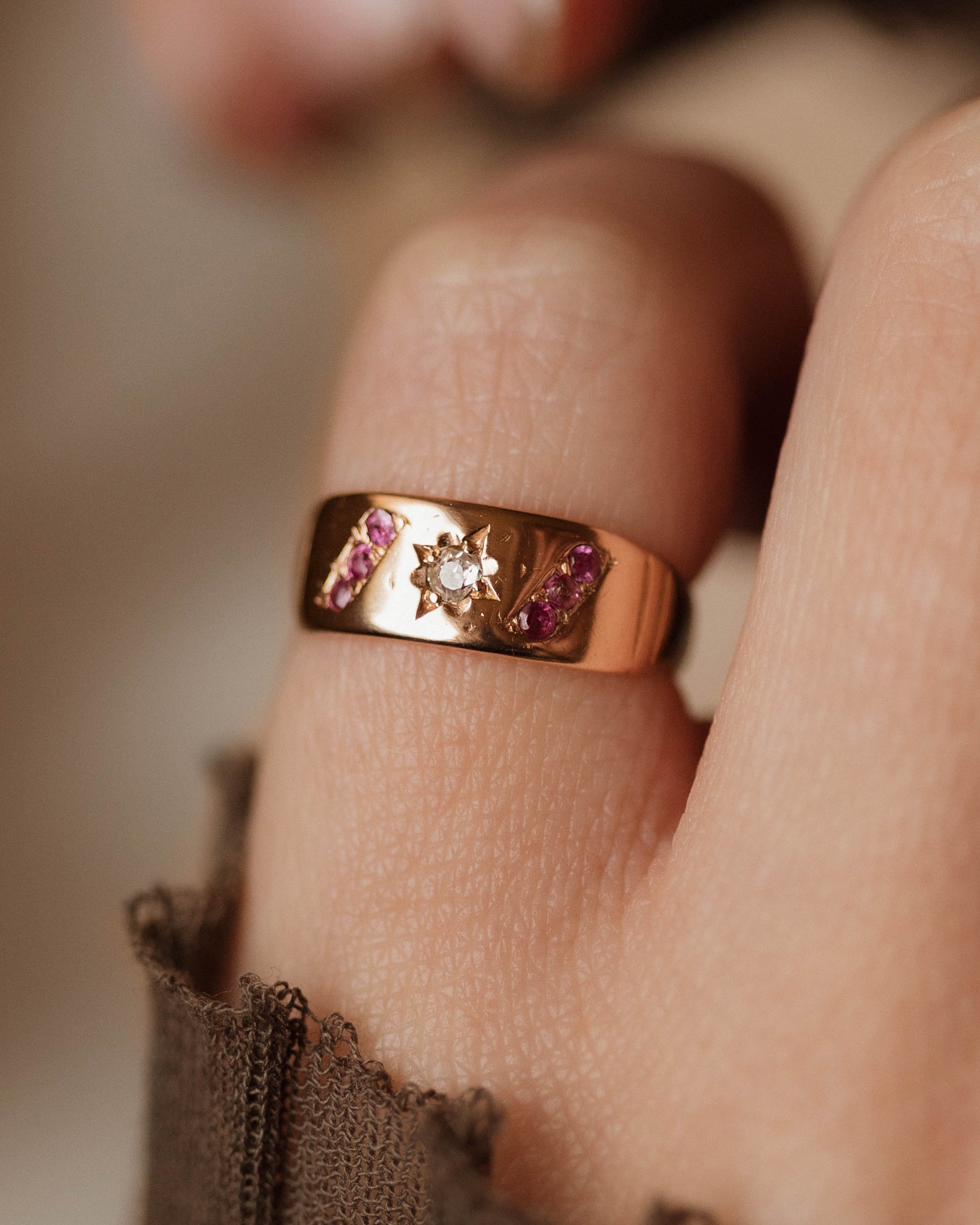 Hildegard Antique 9ct Gold Star Set Diamond & Ruby Band Ring