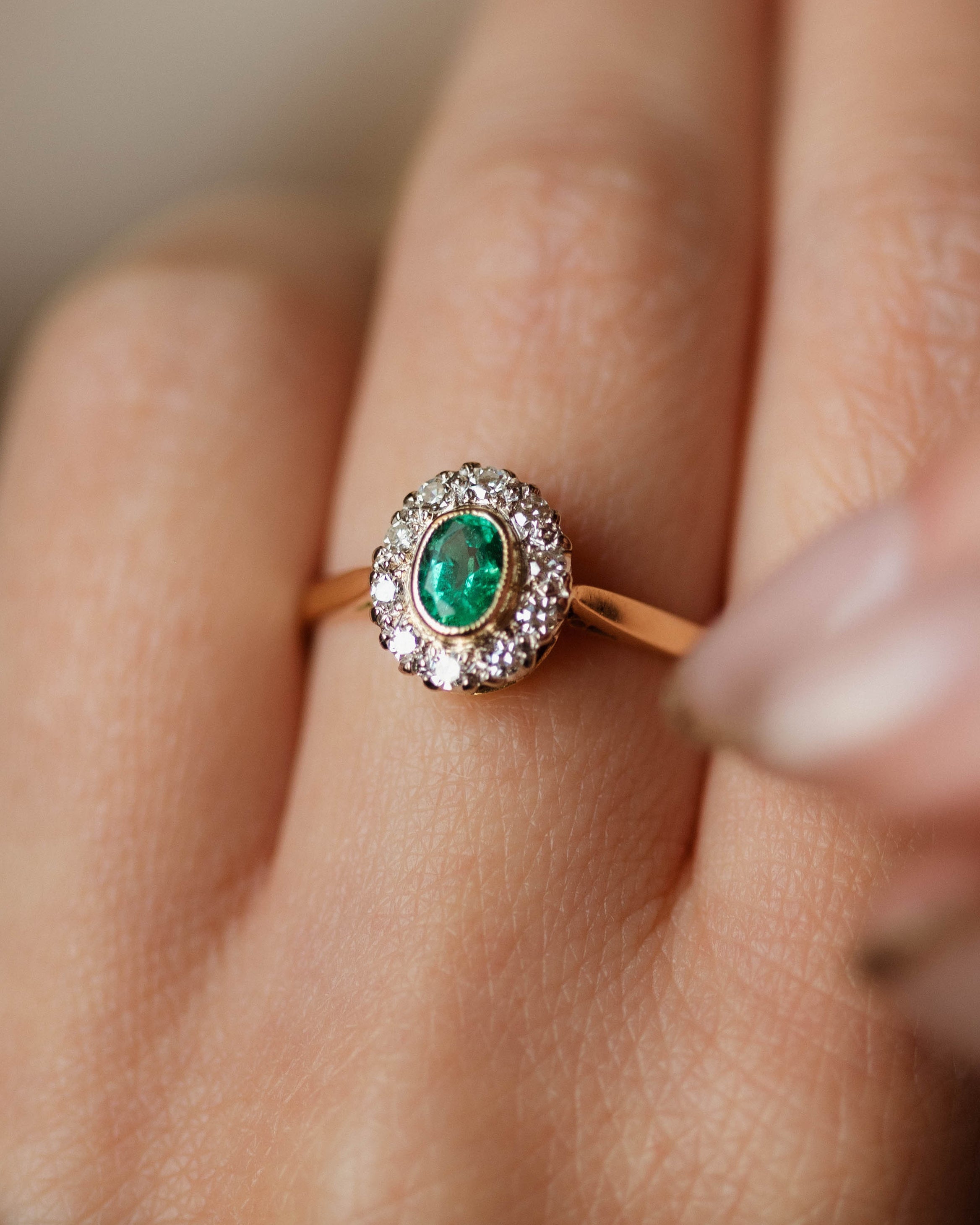 Natalia 1981 Vintage 18ct Gold Emerald & Diamond Cluster Ring