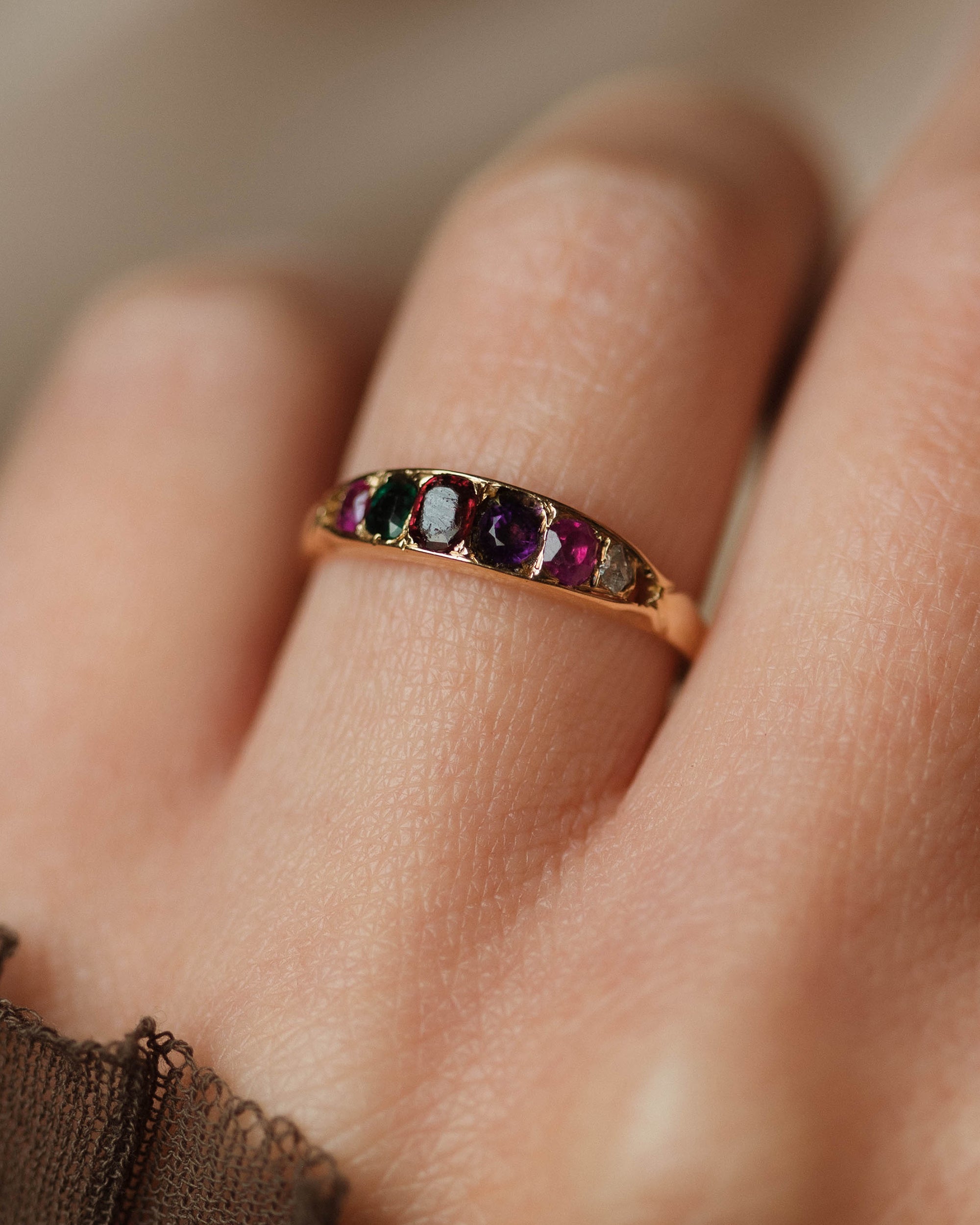 Emilia Antique 15ct Gold Regard Acrostic Six Stone Ring