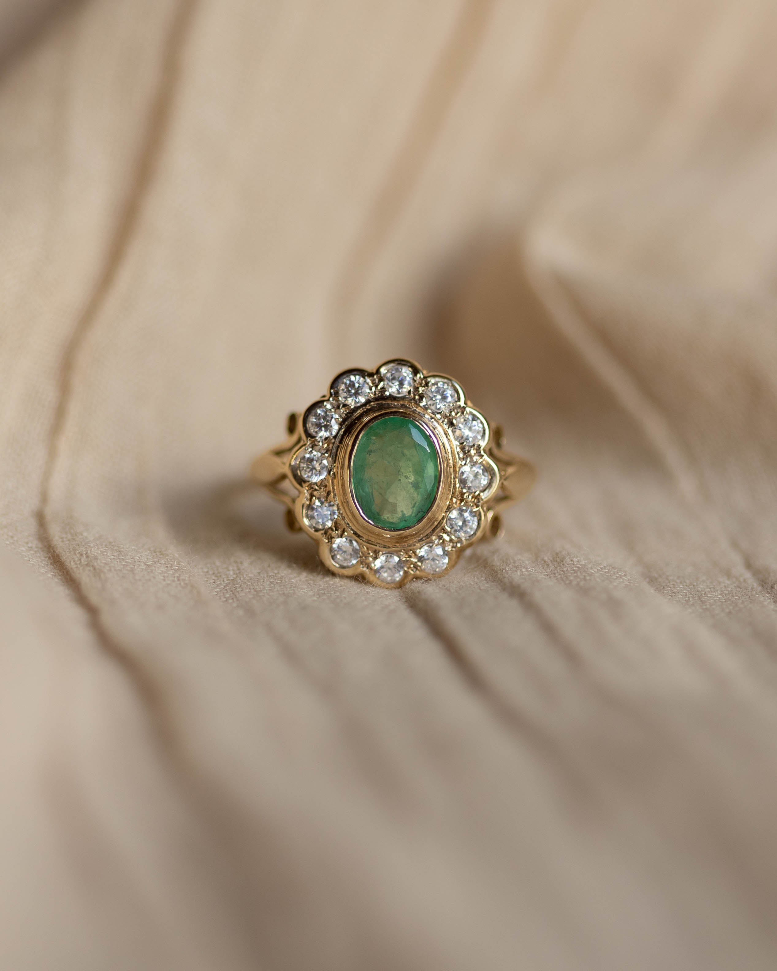 Thalia 1988 Vintage 9ct Gold Emerald & CZ Cluster Ring