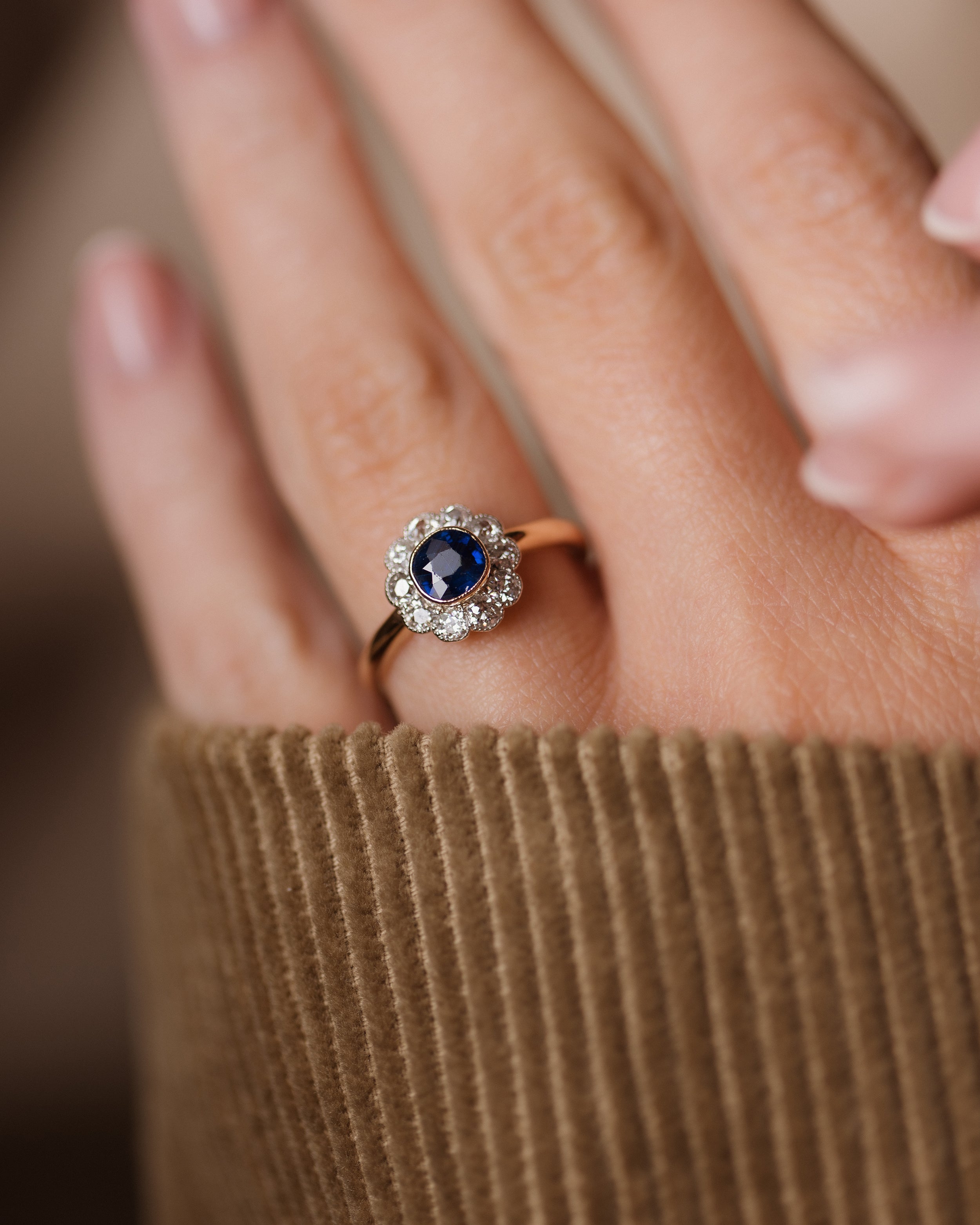 Marguerite Antique Edwardian 18ct Gold Sapphire & Diamond Cluster Ring