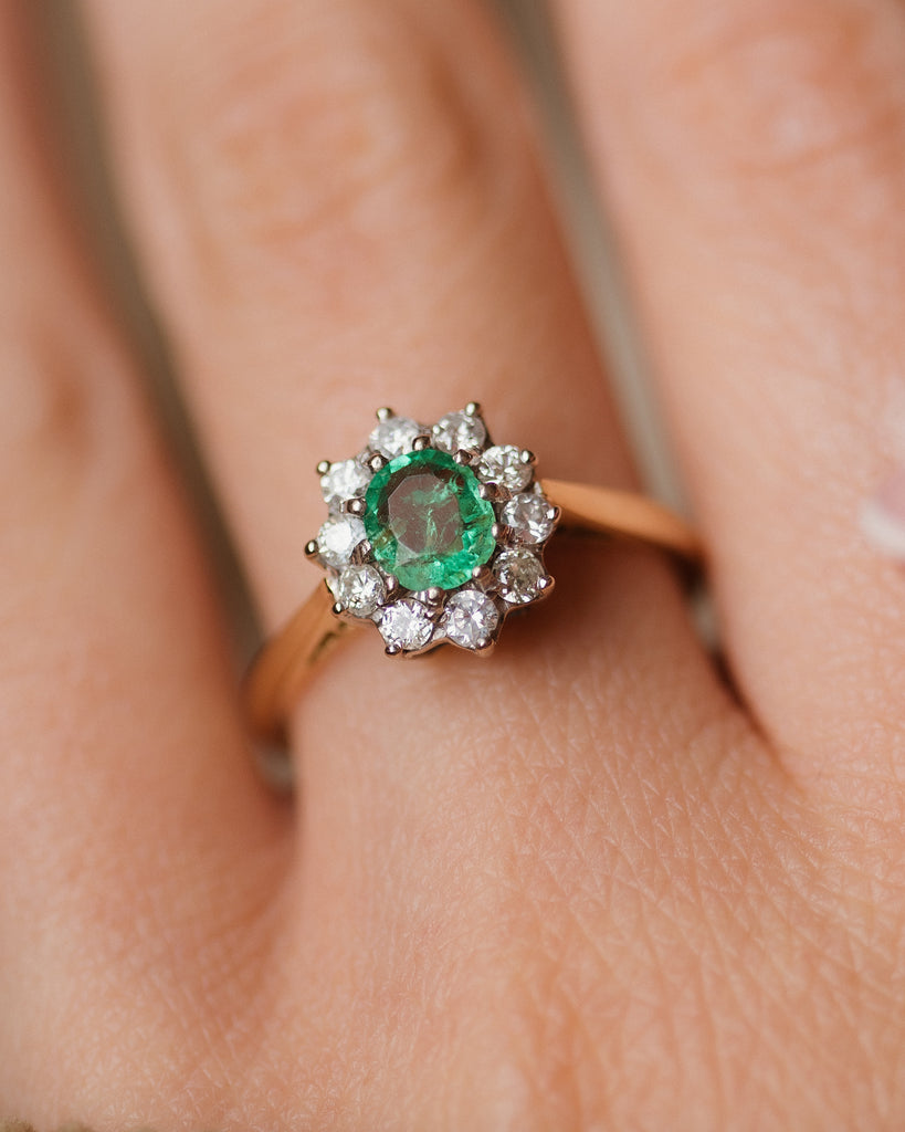 Prudence 1979 Vintage 18ct Gold Emerald & Diamond Cluster Ring