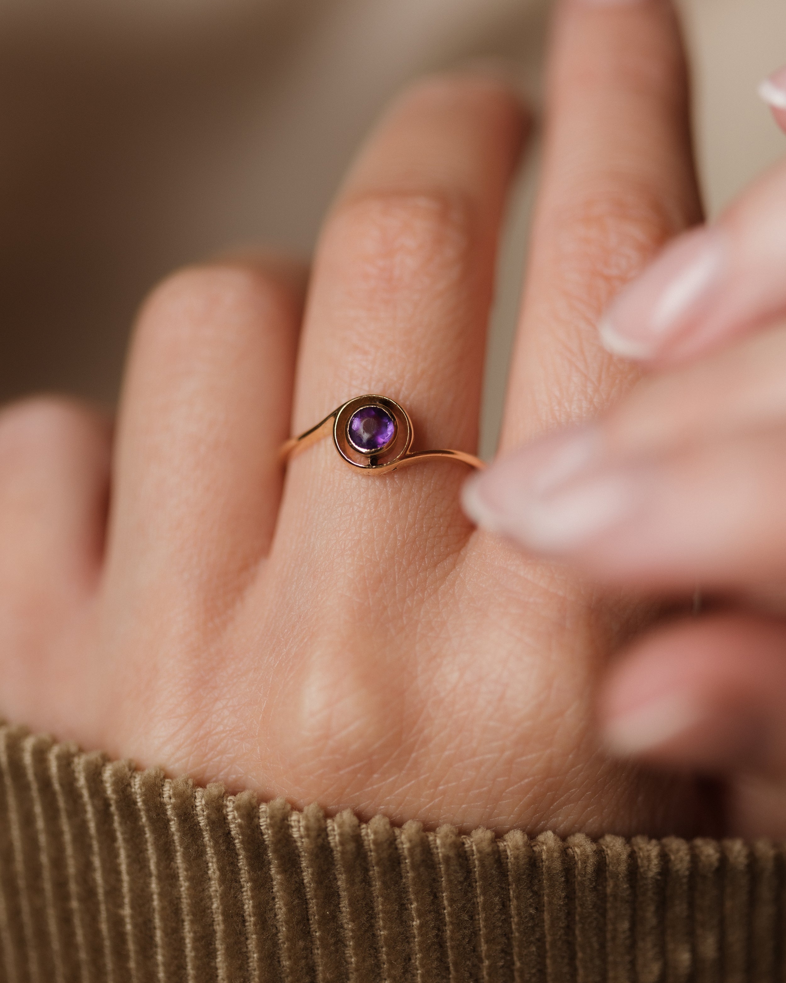 Image of Florence 1916 Antique 18ct Gold Amethyst Single Stone Ring