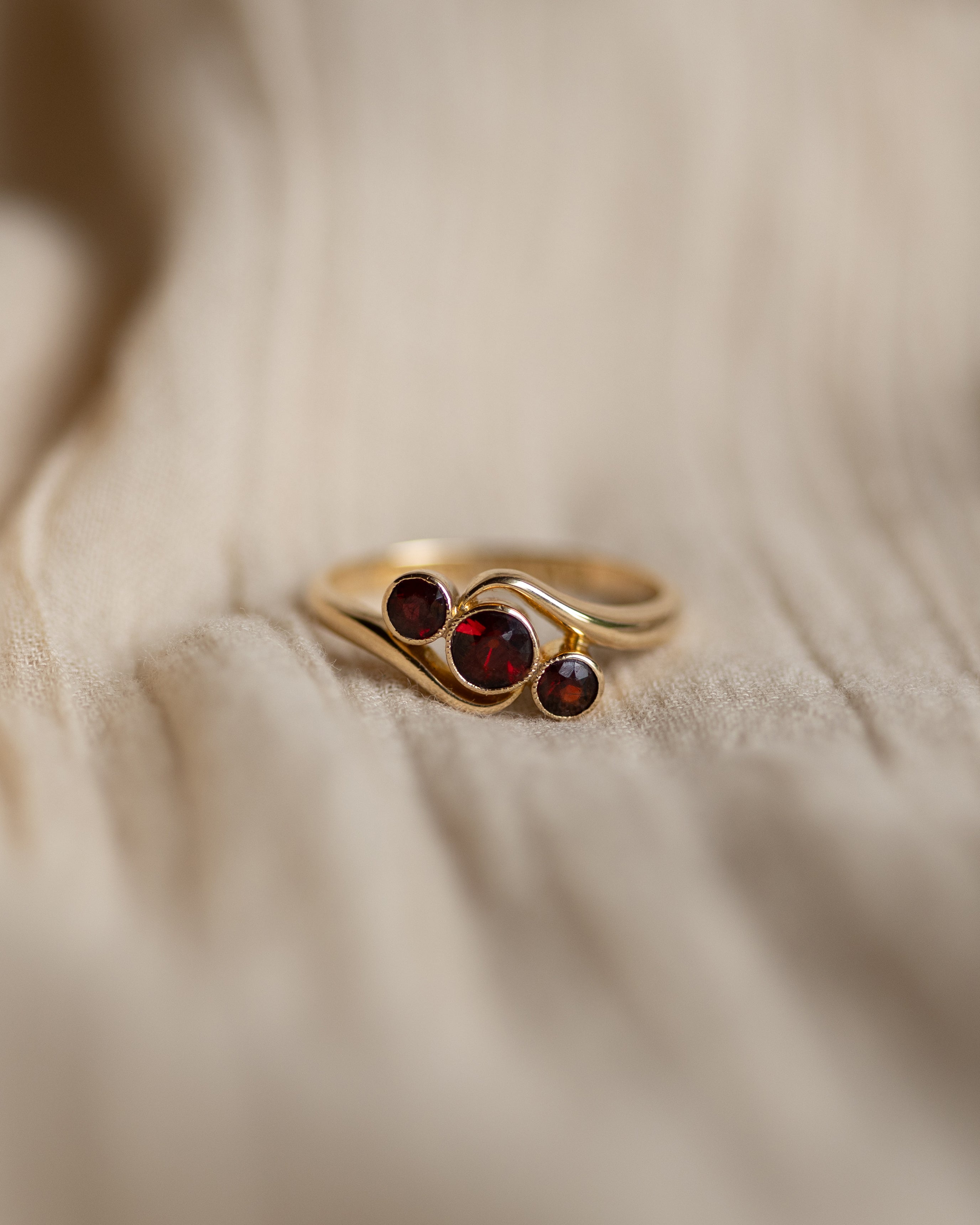 Bathsheba 1915 Antique 18ct Gold Garnet Trilogy Ring