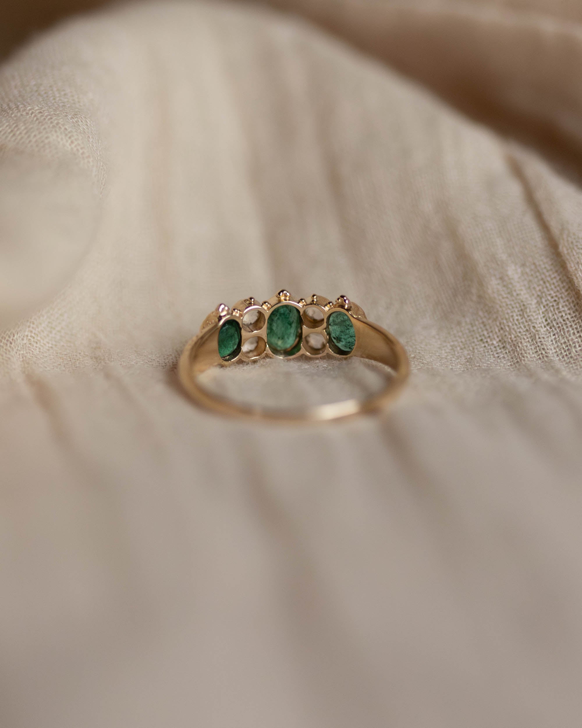 Alva Antique Victorian 15ct Gold Emerald & Diamond Seven Stone Ring