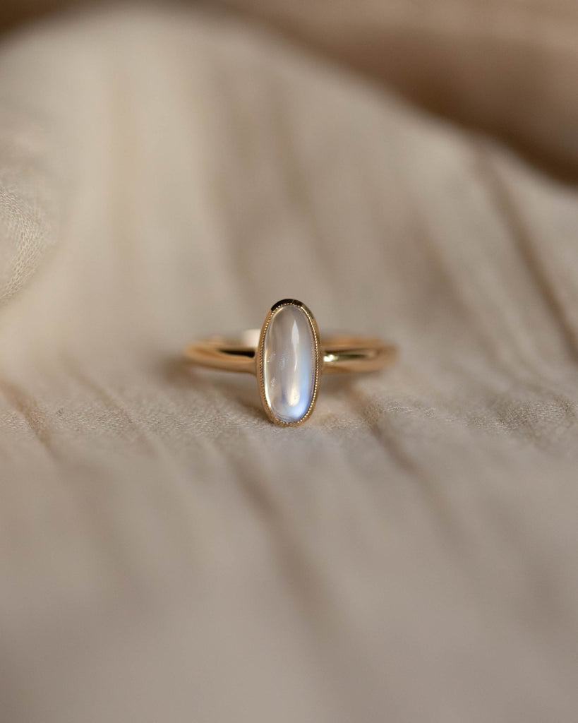 Clara Antique 9ct Gold Moonstone Single Stone Ring
