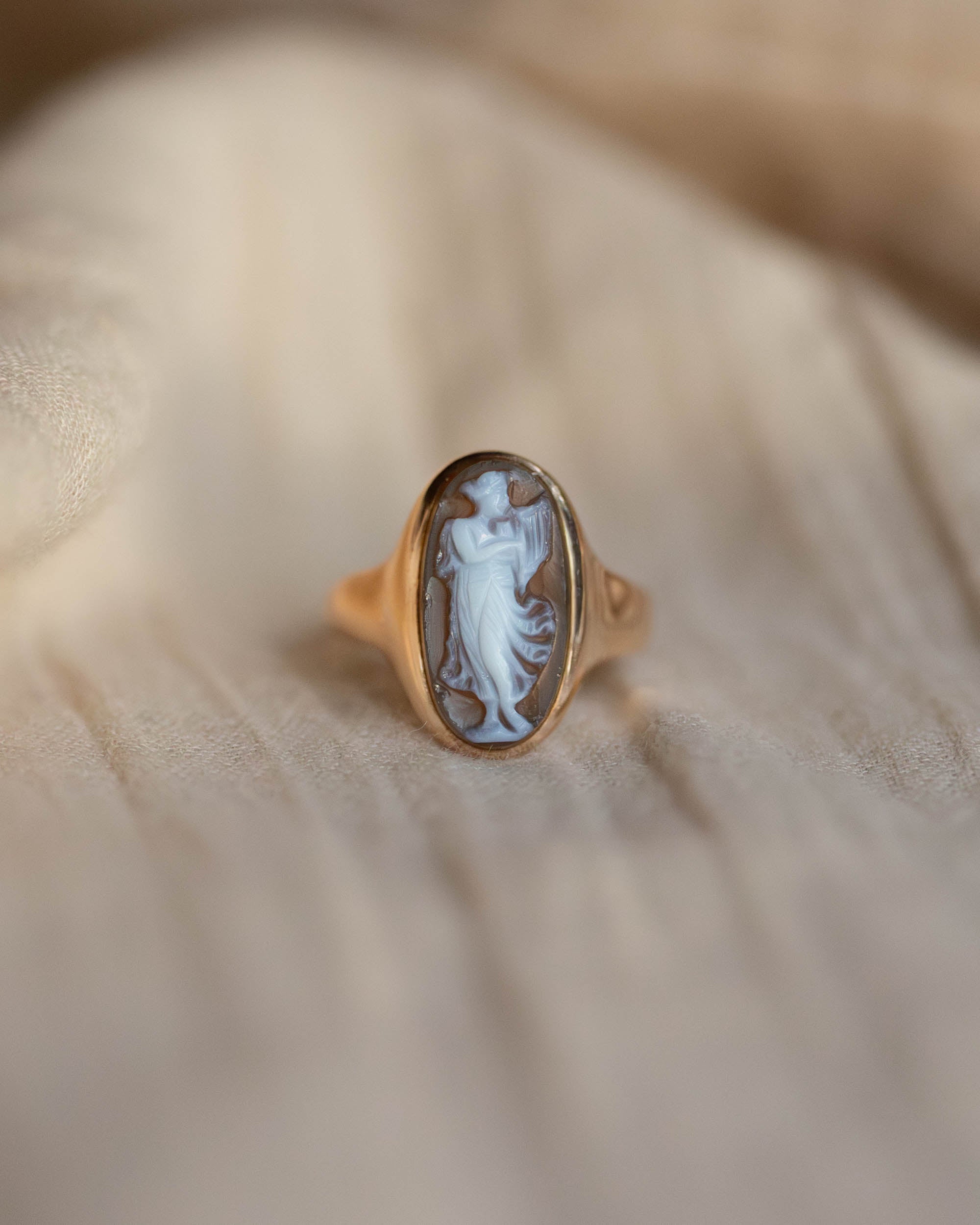 Athena 1911 Antique 9ct Gold Sardonyx Cameo Ring