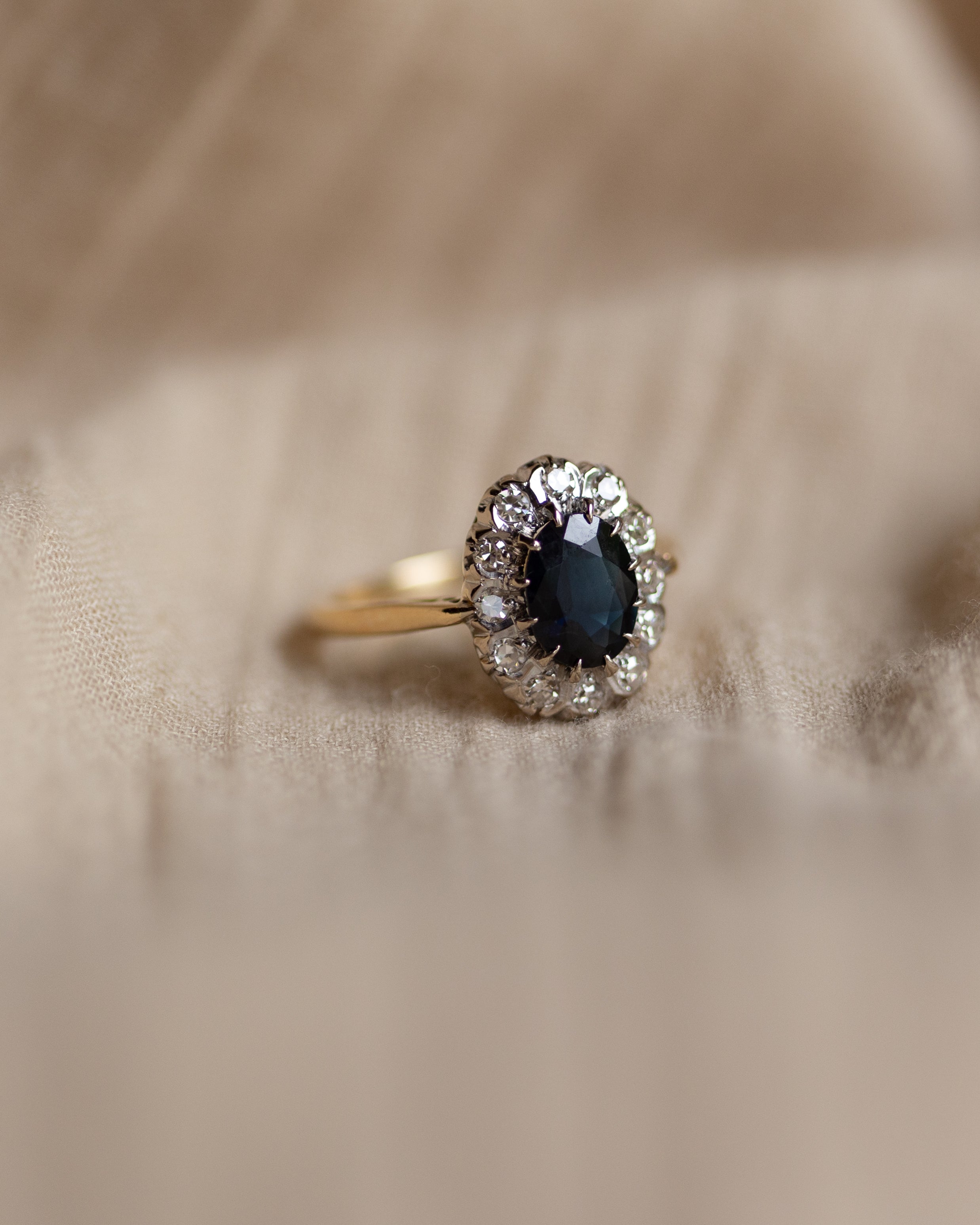 Muireann 1963 Vintage 18ct Gold Sapphire & Diamond Cluster Ring