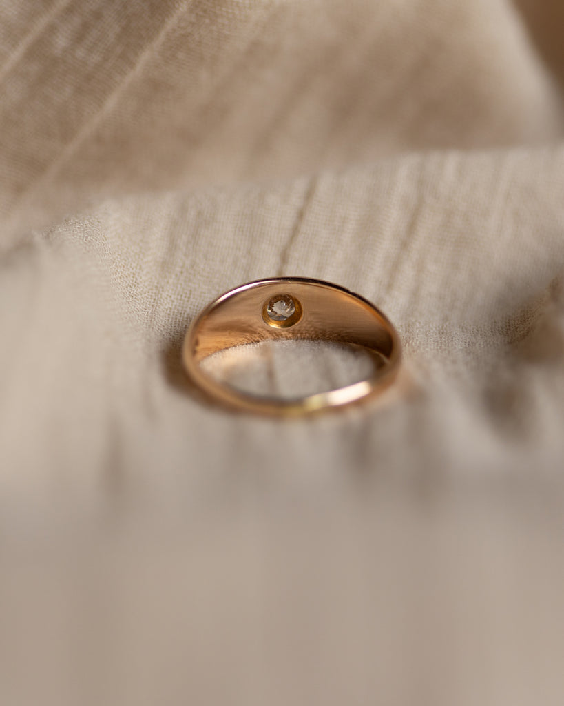 Alfreda 1897 Antique 18ct Gold Star Set Diamond Ring