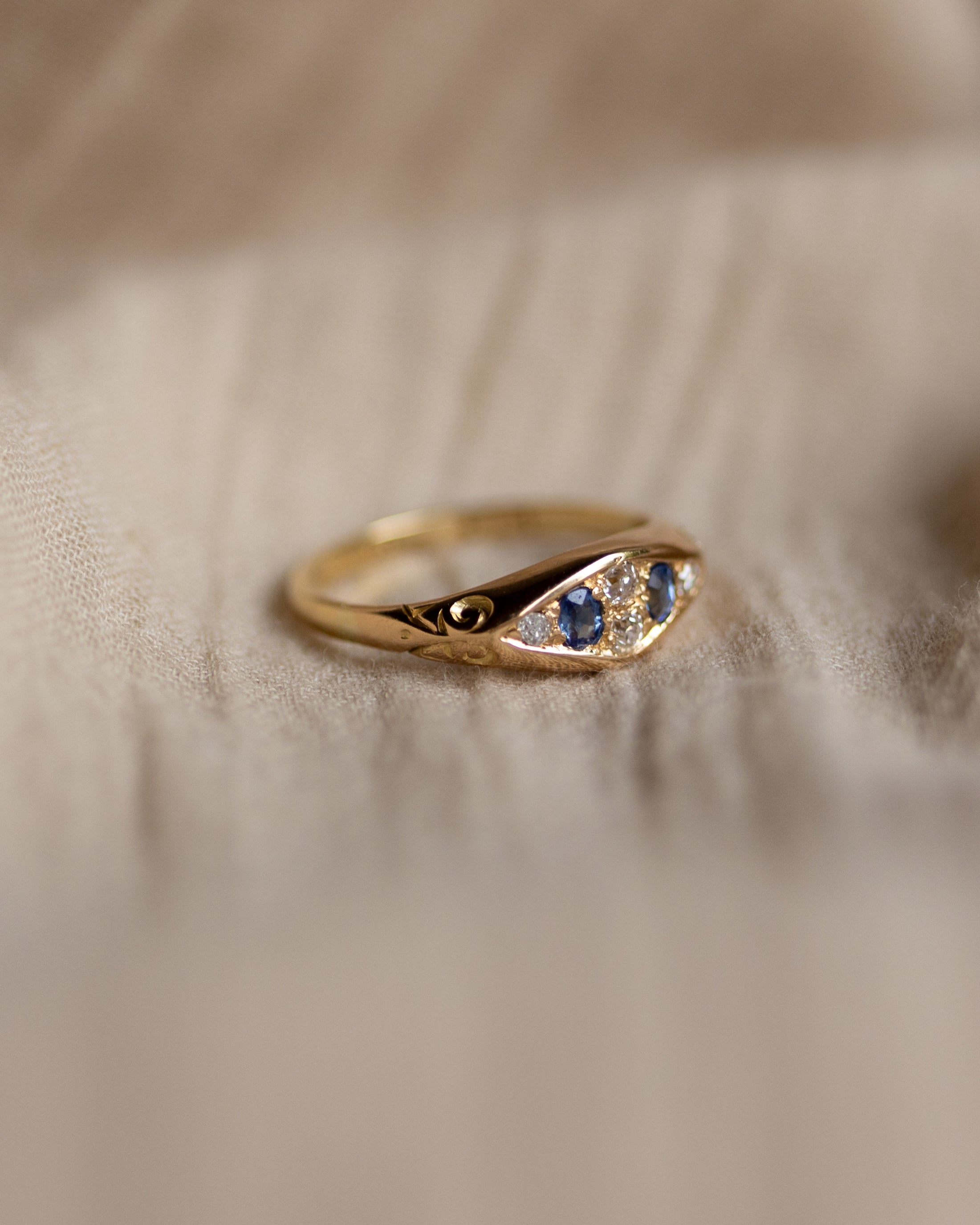 Jeannette Antique 18ct Gold Sapphire & Diamond Six Stone Ring