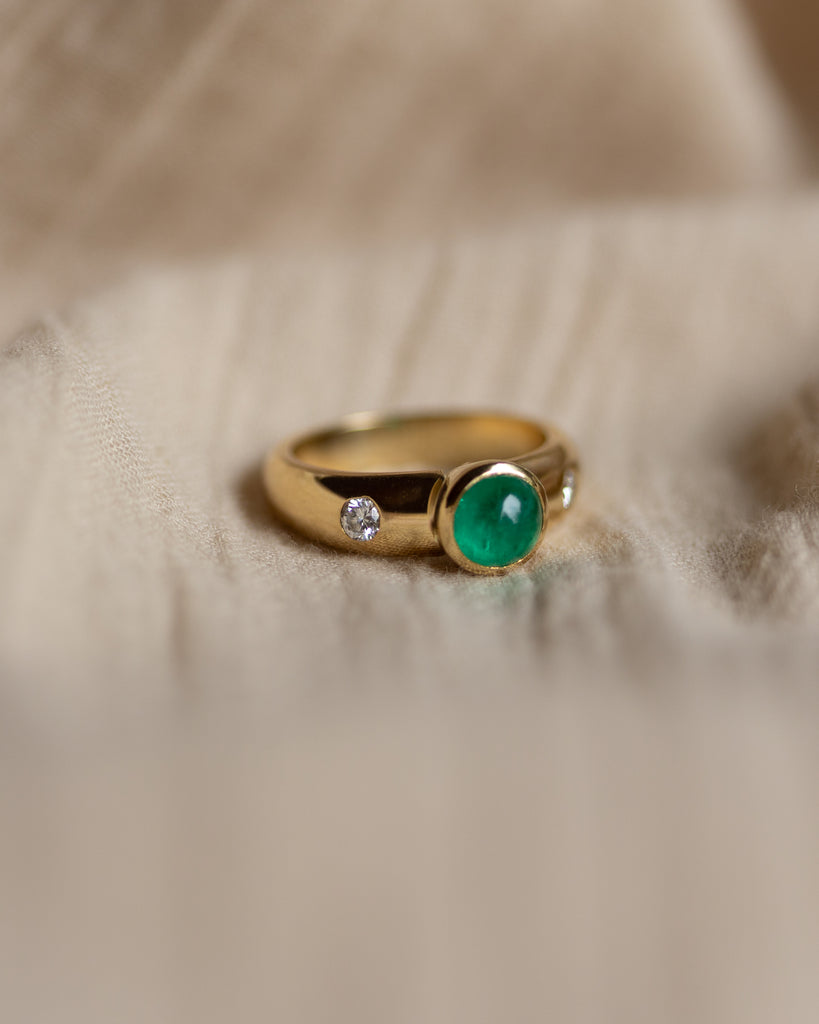 Marcelle Vintage 18ct Gold Emerald & Diamond Trilogy Ring