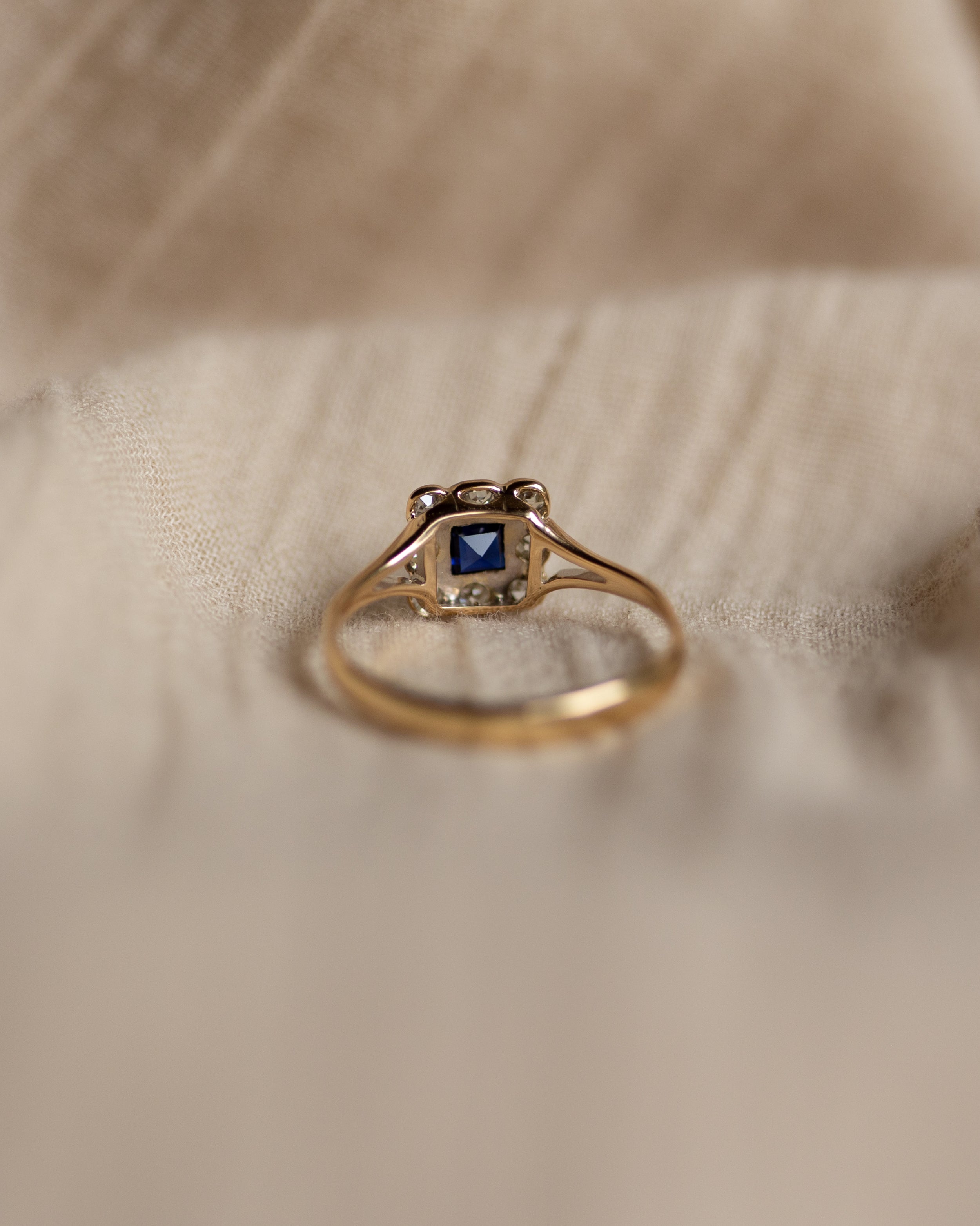 René 1975 Vintage 18ct Gold Sapphire & Diamond Cluster Ring