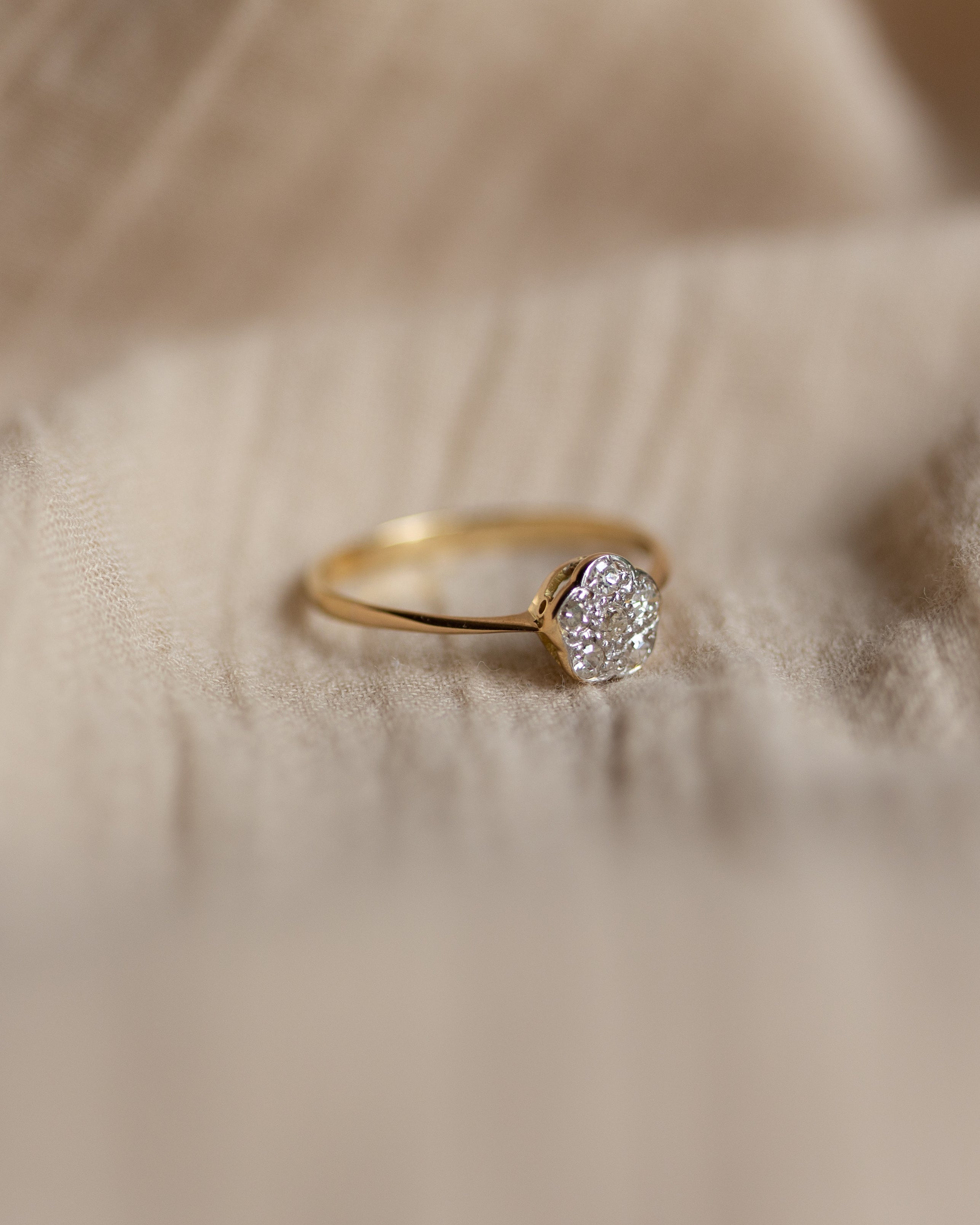 Valérie Vintage 18ct Gold Diamond Daisy Cluster Ring