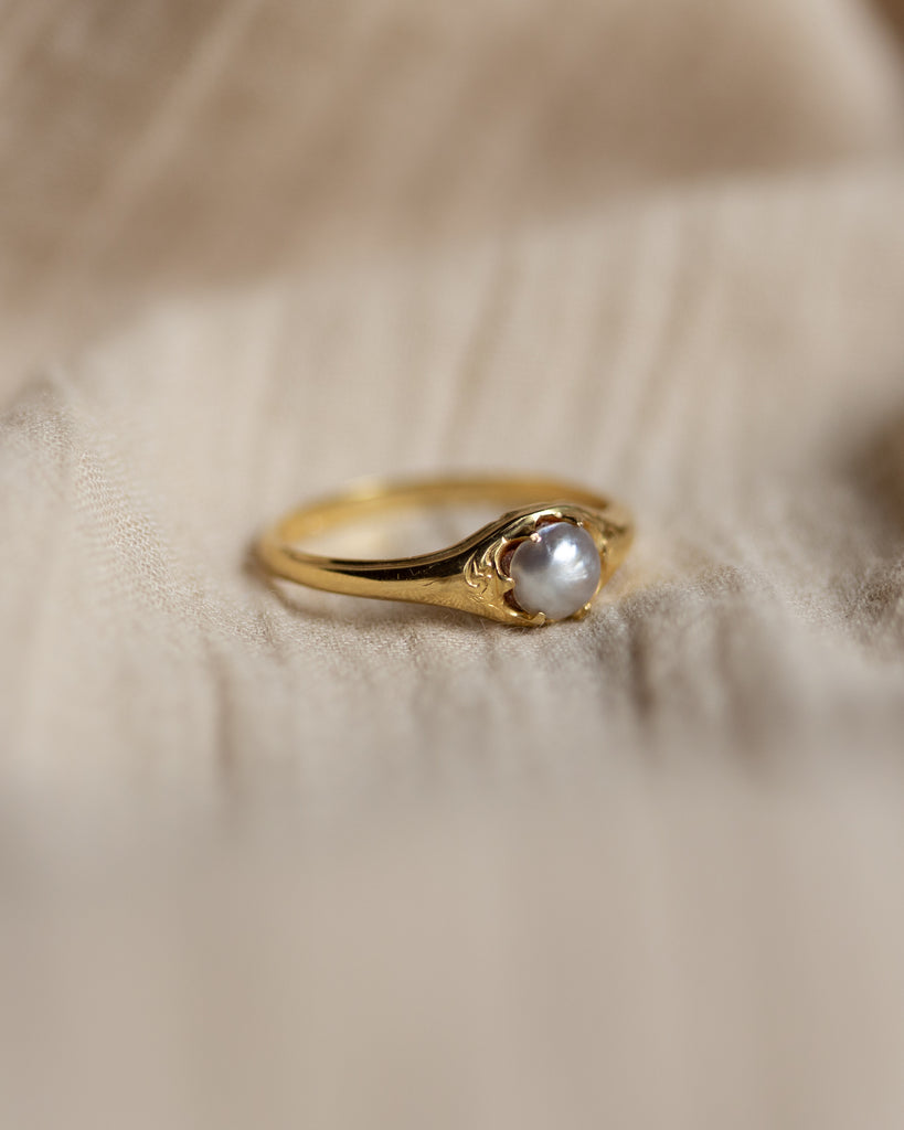 Franceline Antique 15ct Gold Pearl Single Stone Ring