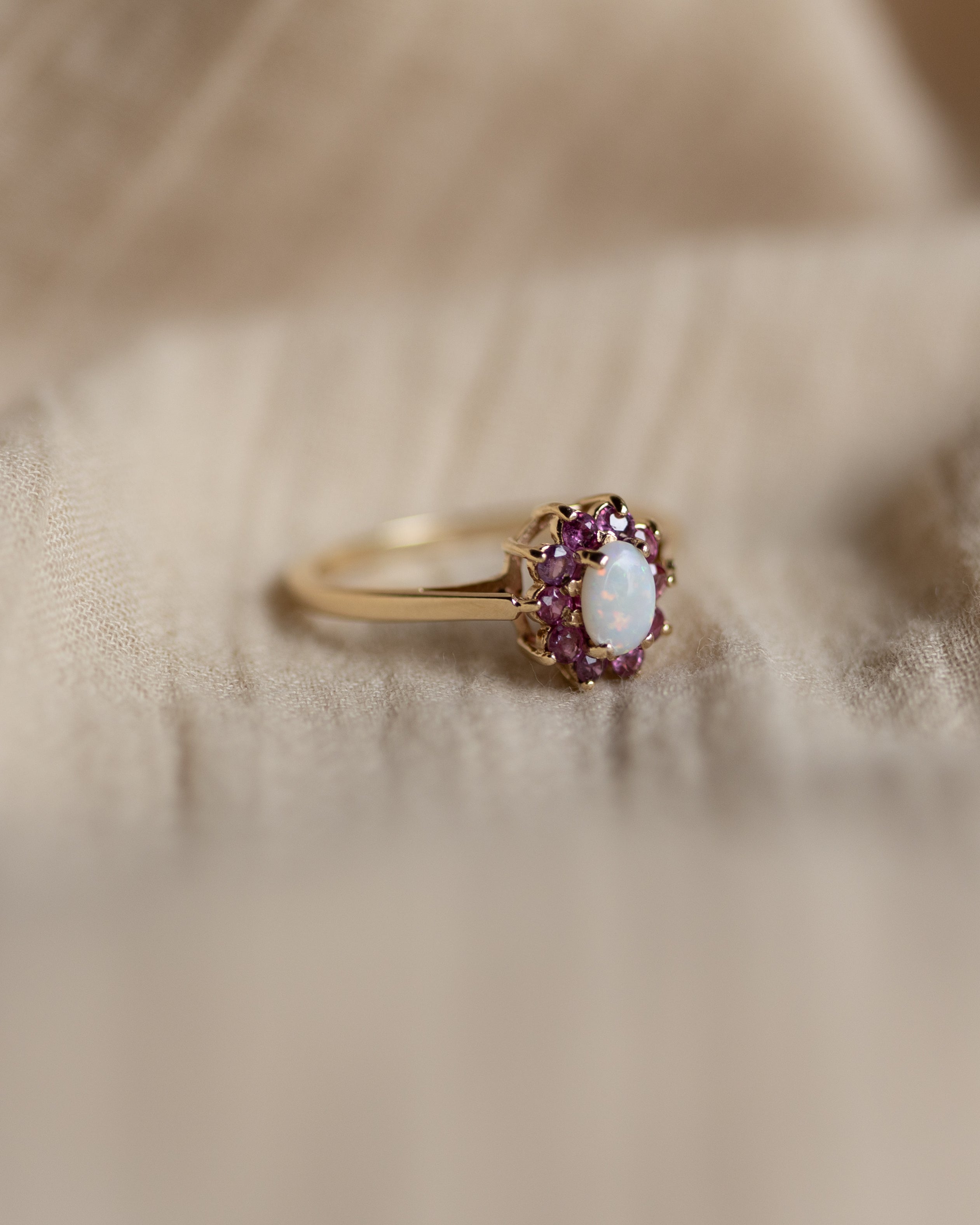 Gilda 1973 Vintage 9ct Gold Opal & Pink Topaz Cluster Ring