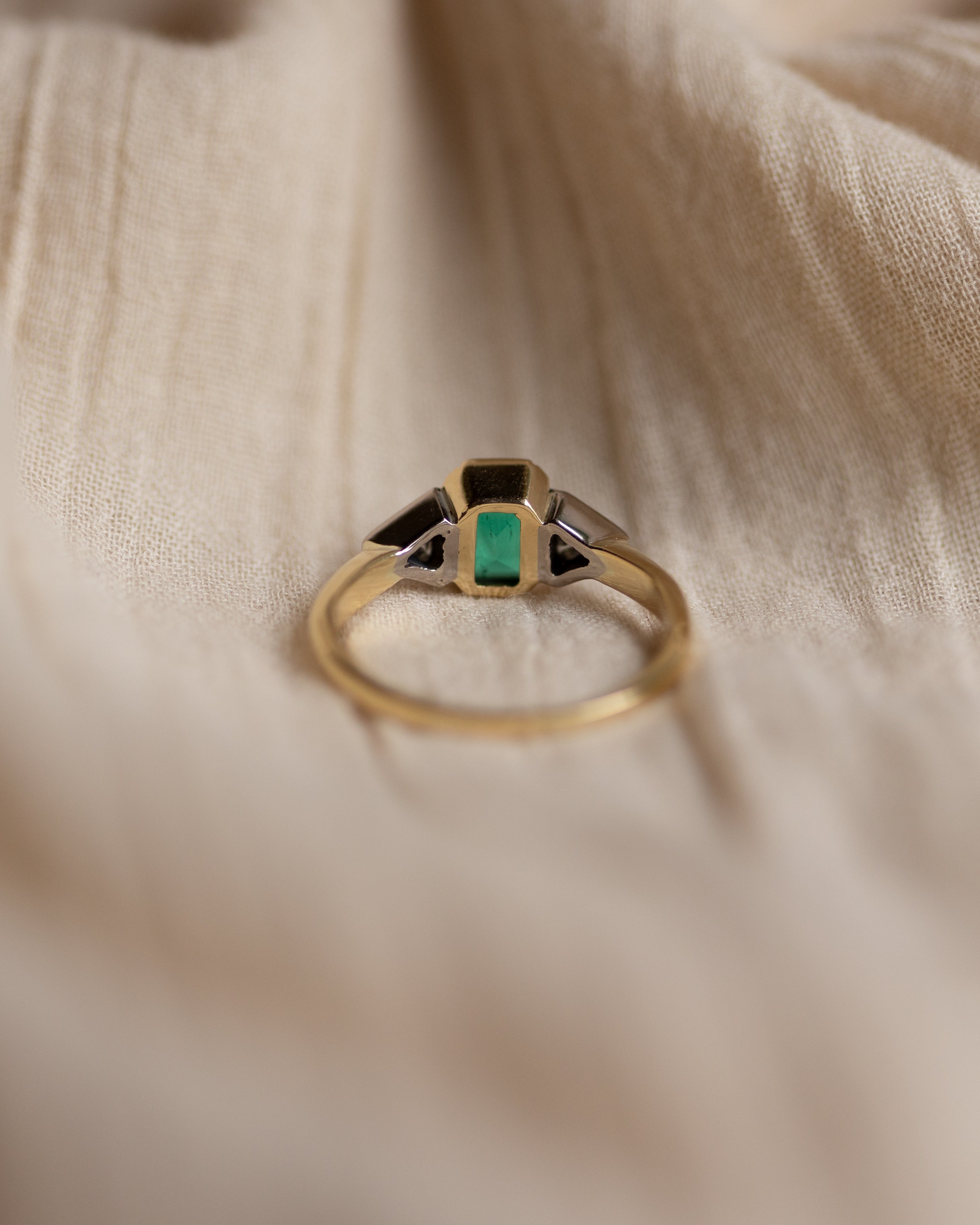 Rachelle Vintage 18ct Gold Emerald & Diamond Trilogy Ring
