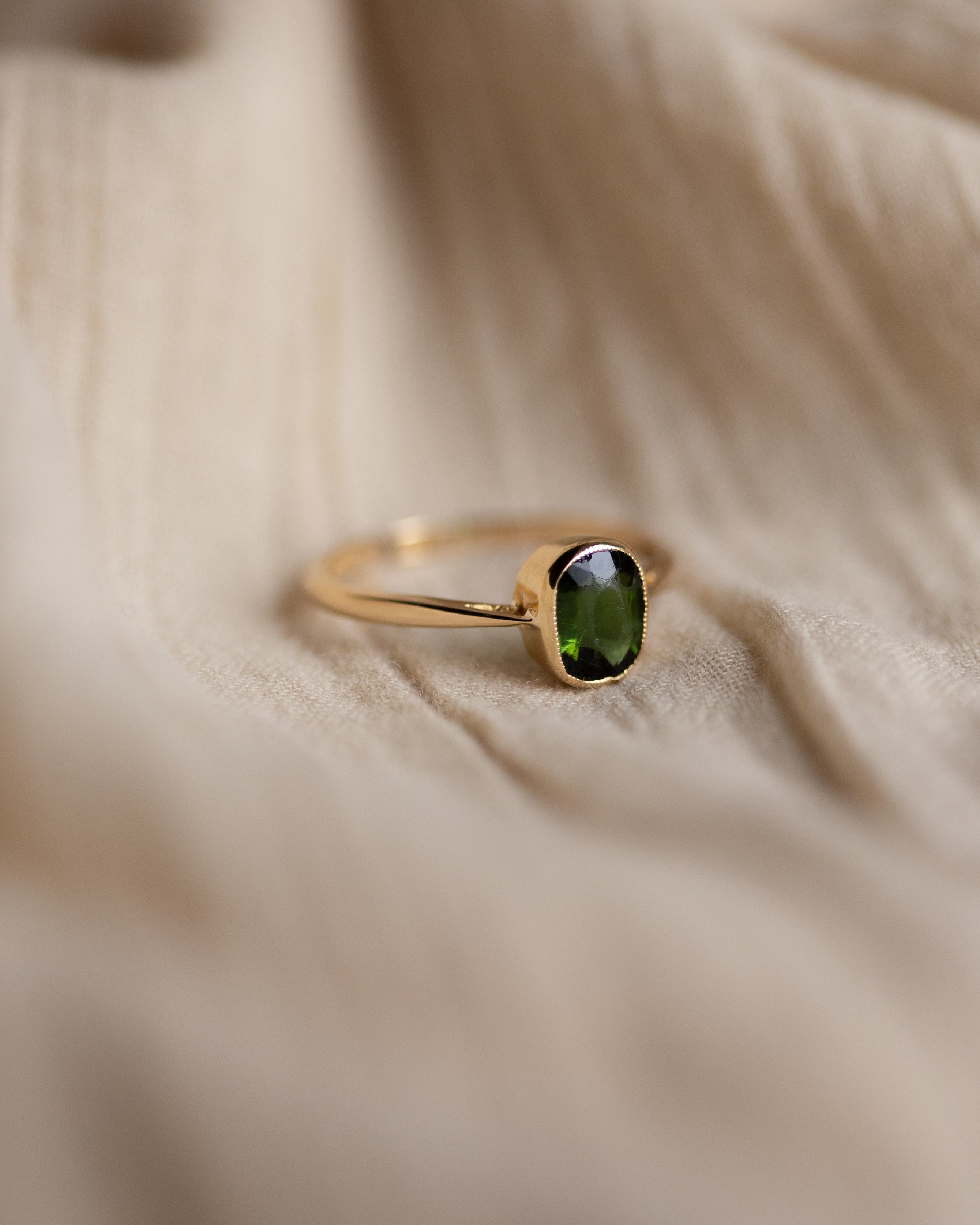 Hester Antique 18ct Gold Tourmaline Single Stone Ring