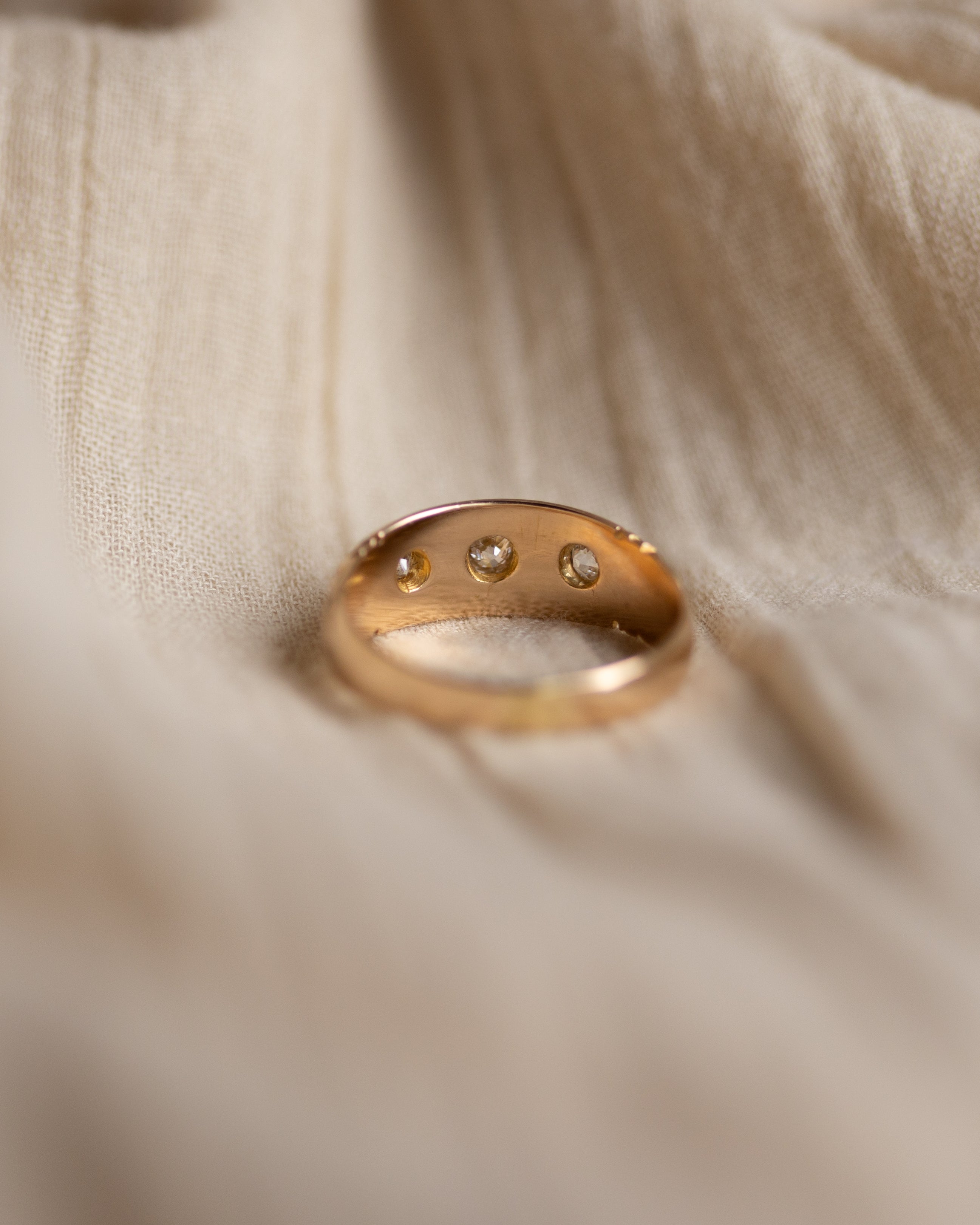 Alyson 1889 Antique 18ct Gold Diamond Trilogy Ring