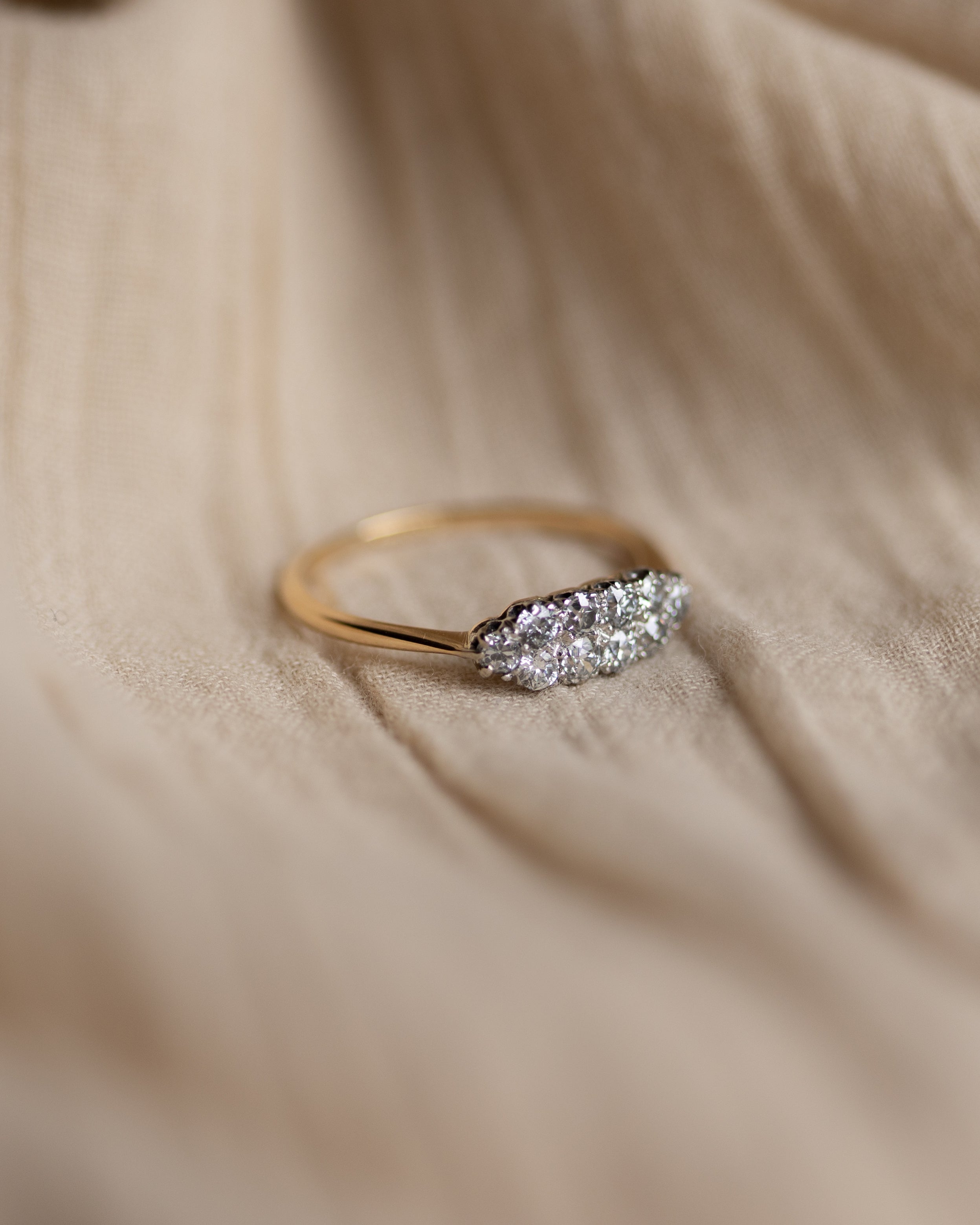 Gracia Antique Art Deco 18ct Gold Diamond Ten Stone Ring