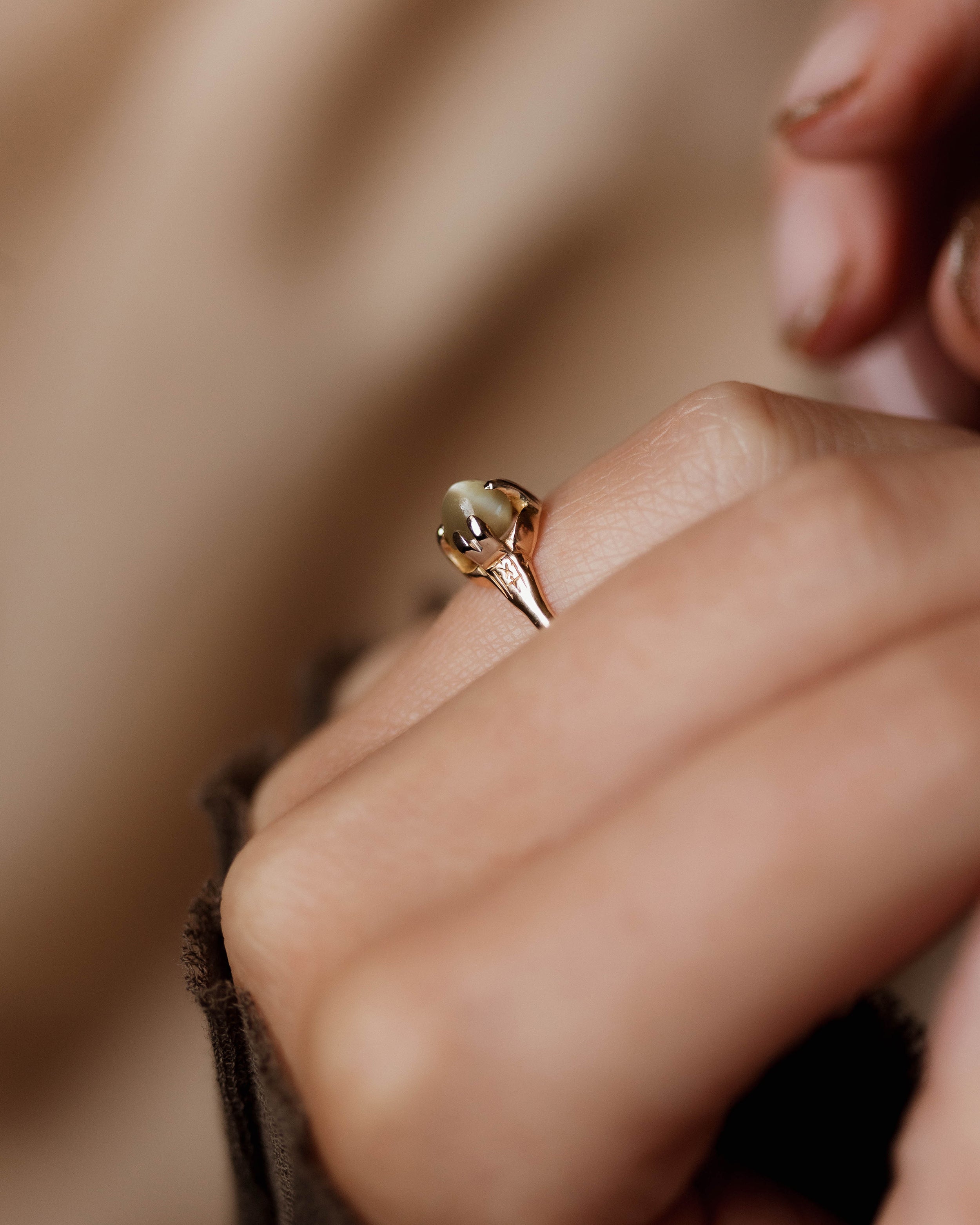 Louisa Antique 15ct Gold Catseye Chrysoberyl Single Stone Ring