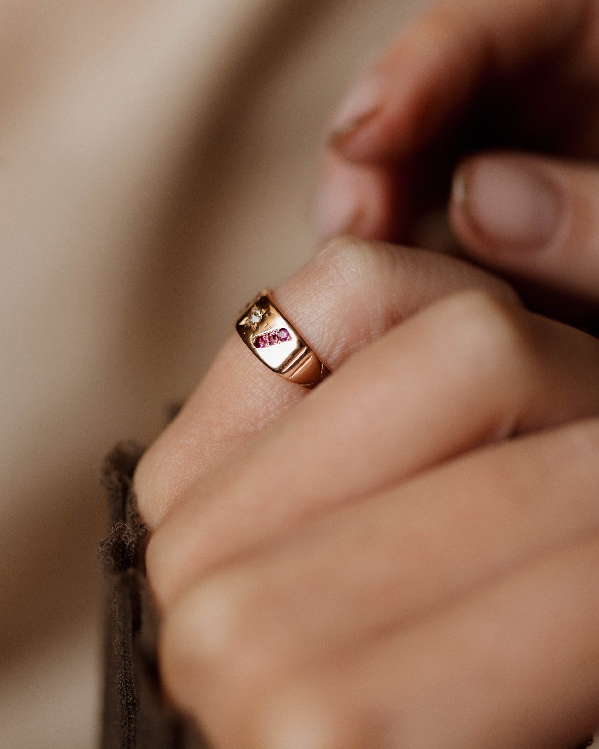Hildegard Antique 9ct Gold Star Set Diamond & Ruby Band Ring