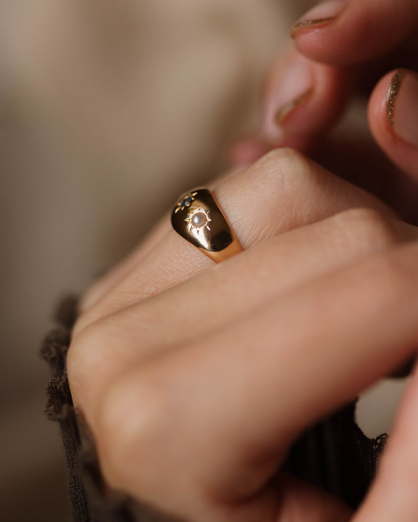 Janet Antique 18ct Gold Star Set Sapphire & Pearl Trilogy Ring