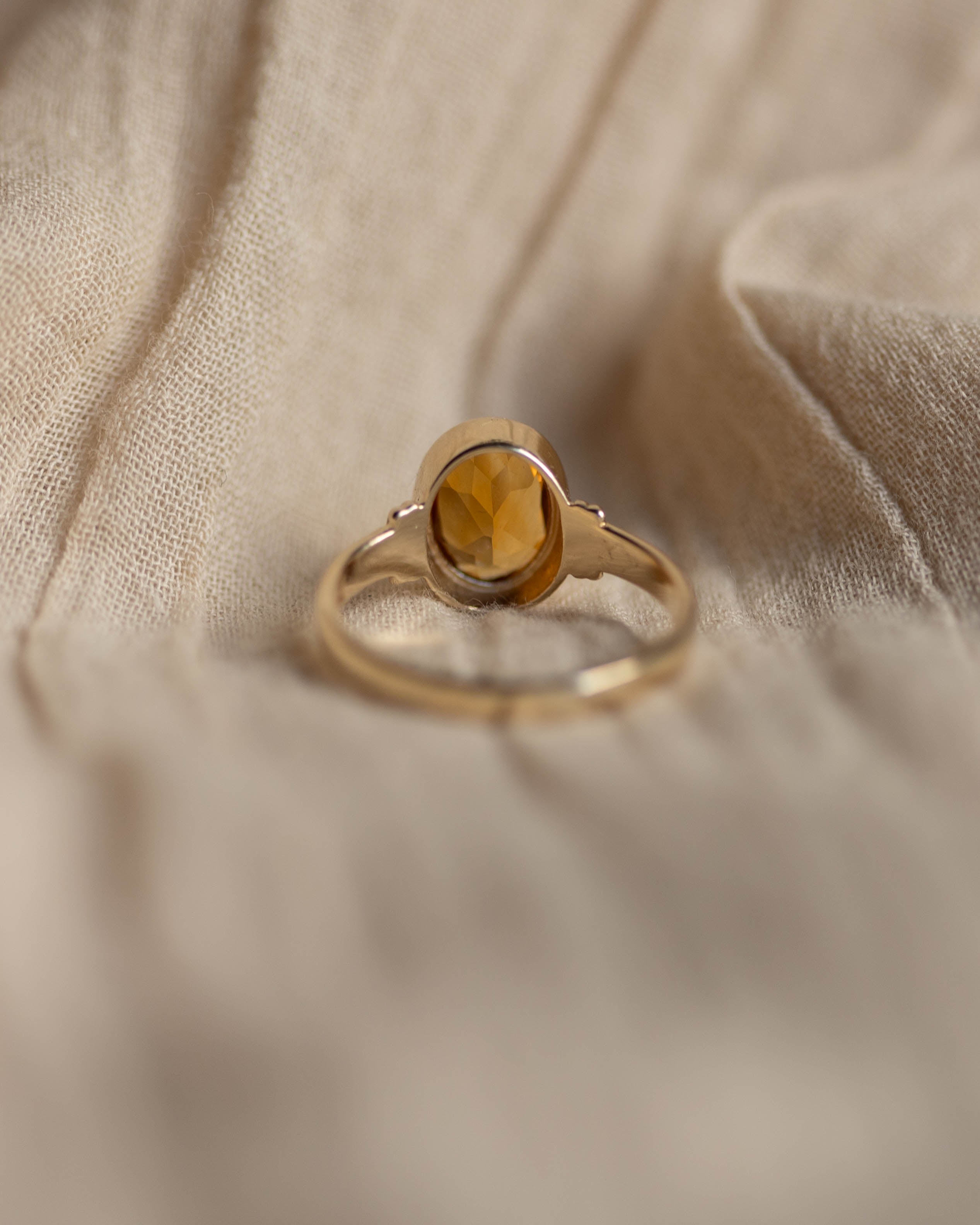 Elma Vintage 9ct Gold Citrine Single Stone Ring