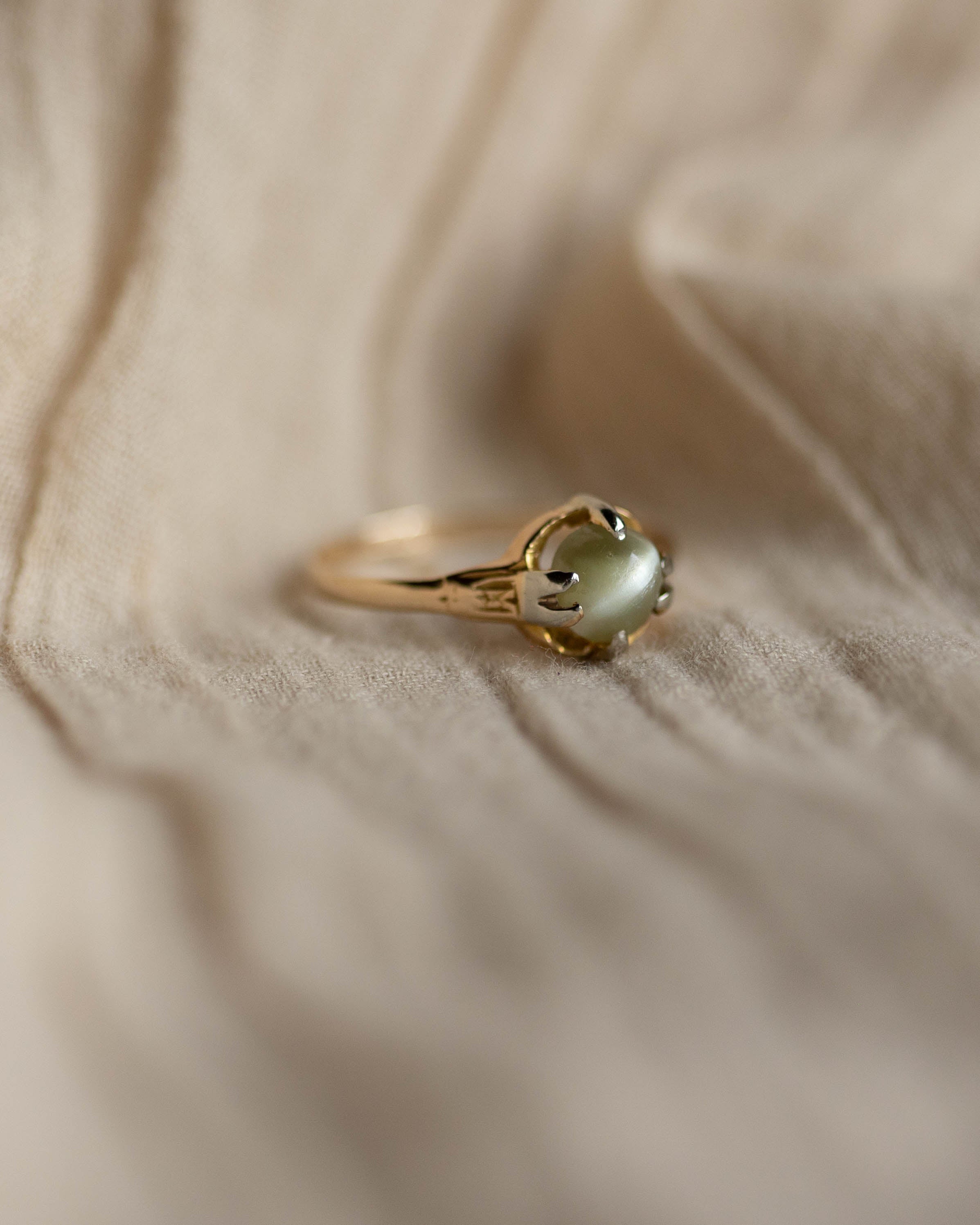 Louisa Antique 15ct Gold Catseye Chrysoberyl Single Stone Ring