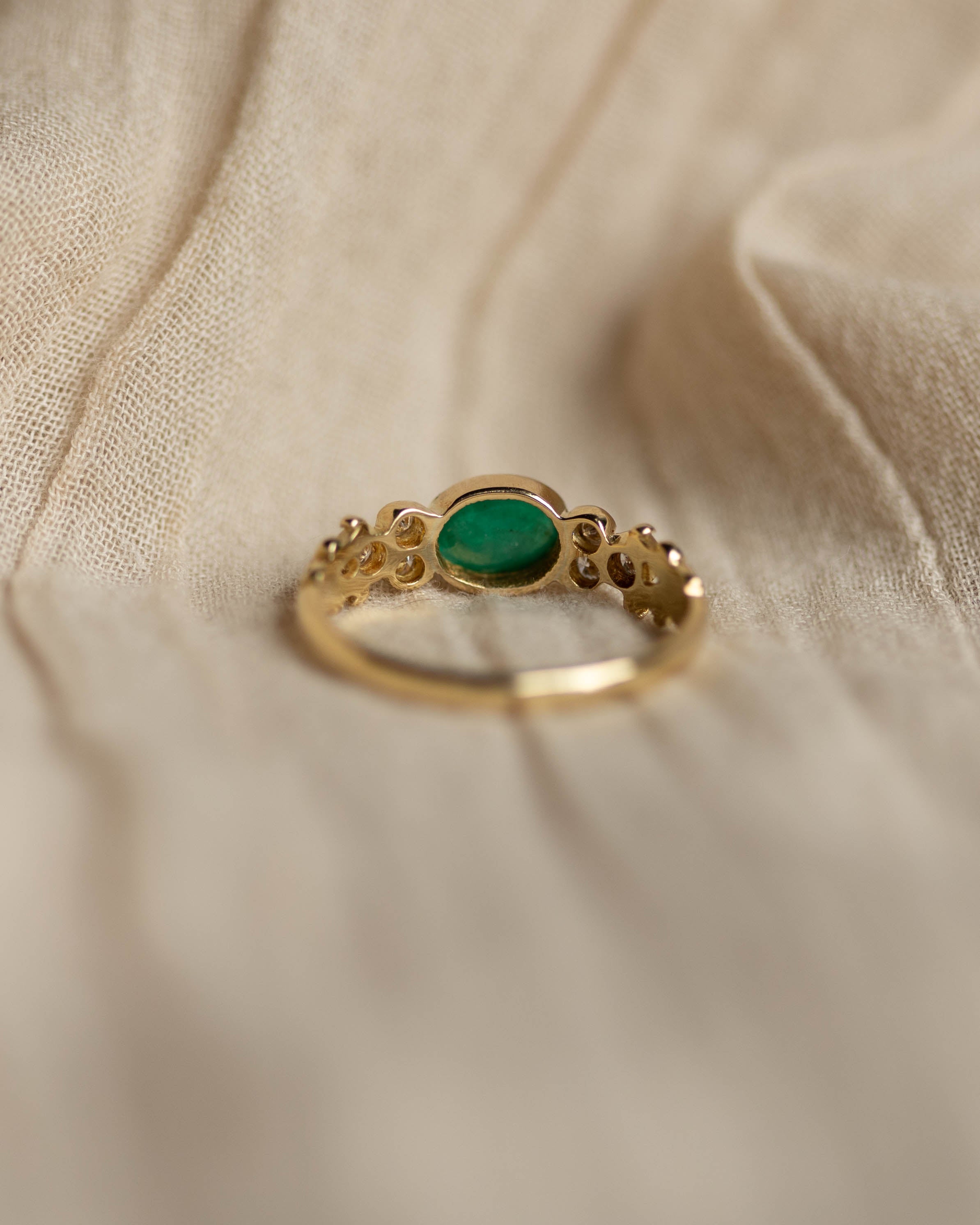Miriam Vintage 18ct Gold Emerald & Diamond Seven Stone Ring