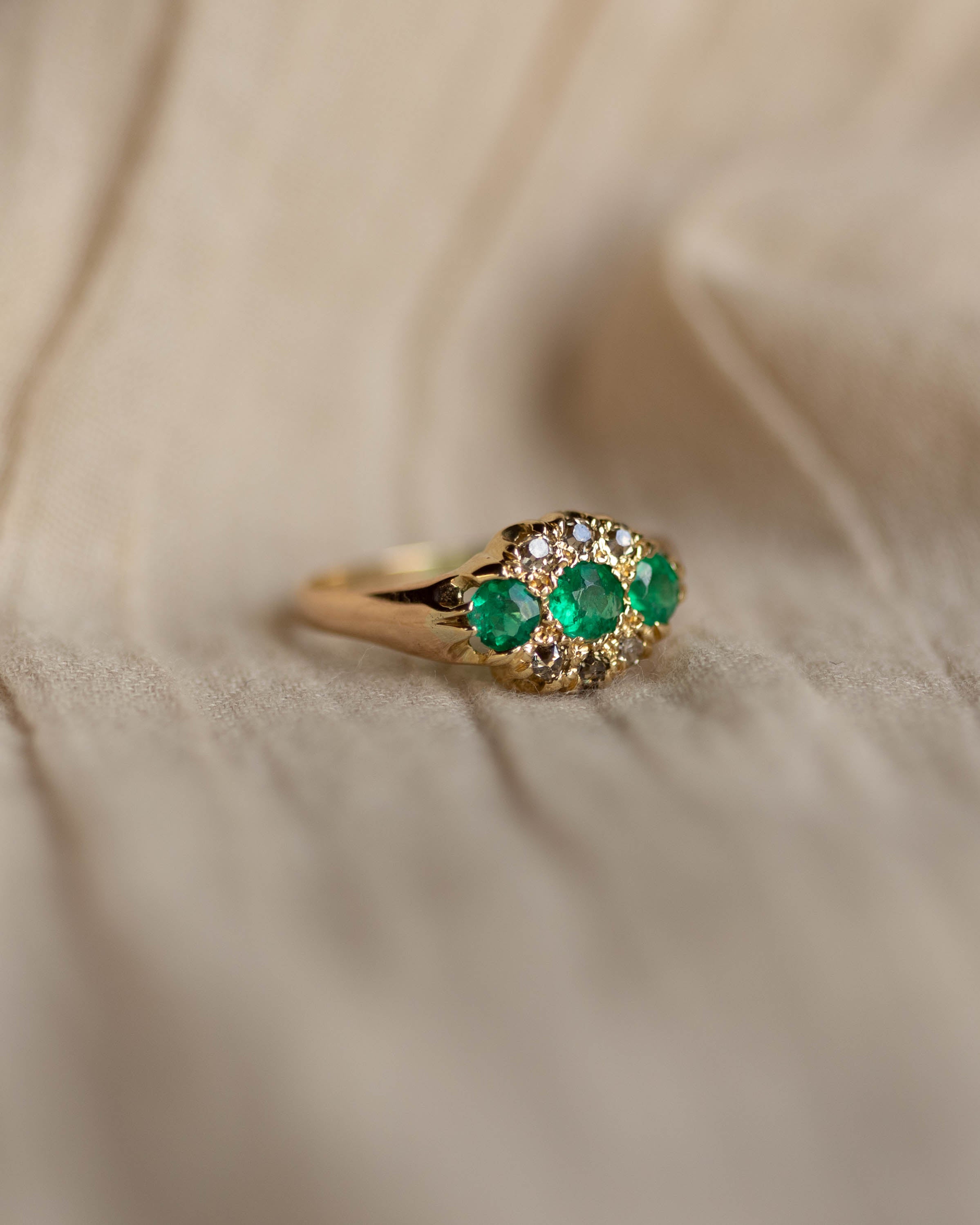 Antonia Antique 18ct Gold Emerald & Diamond Cluster Ring