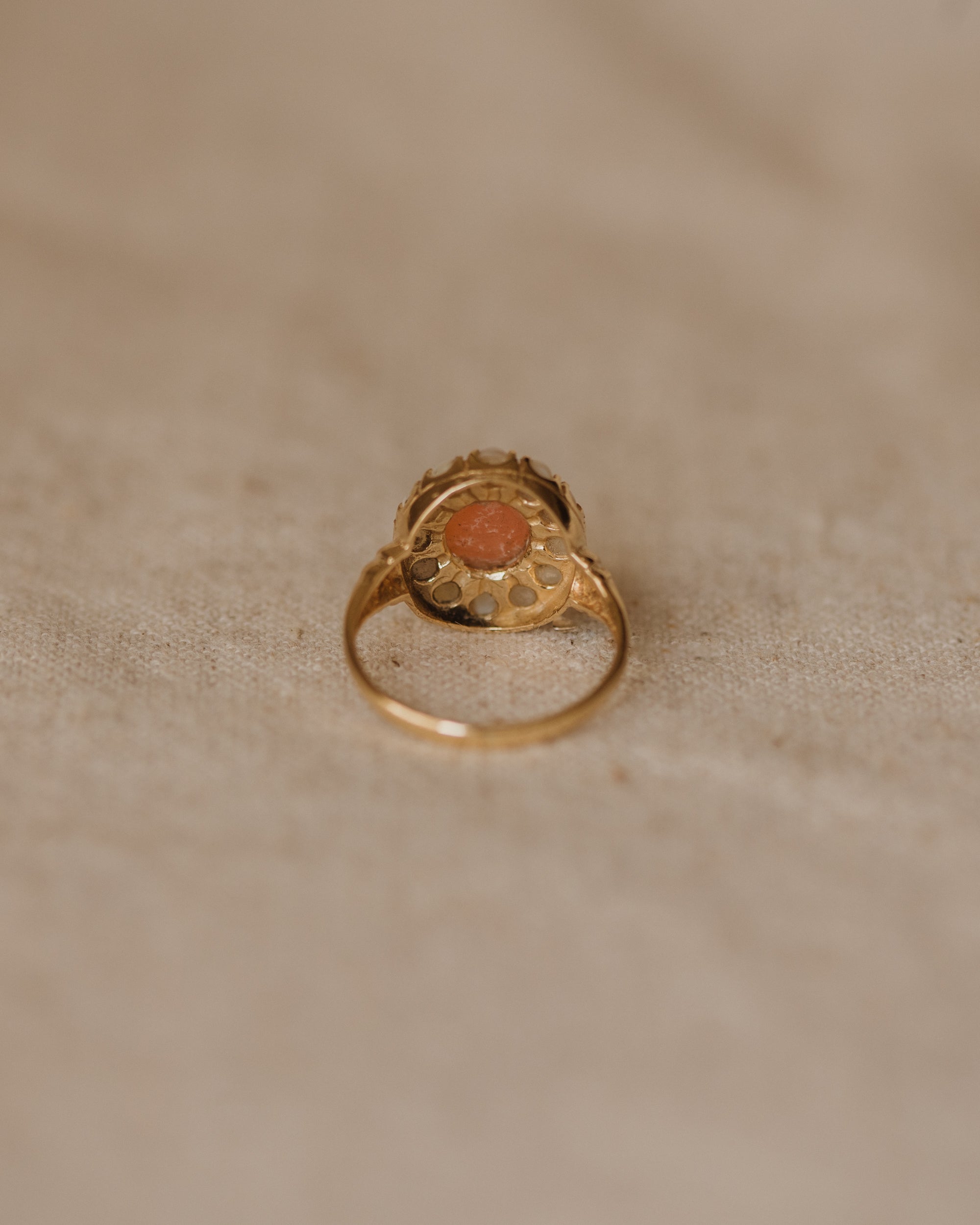 Blythe 1964 9ct Gold Coral & Pearl Cluster Ring