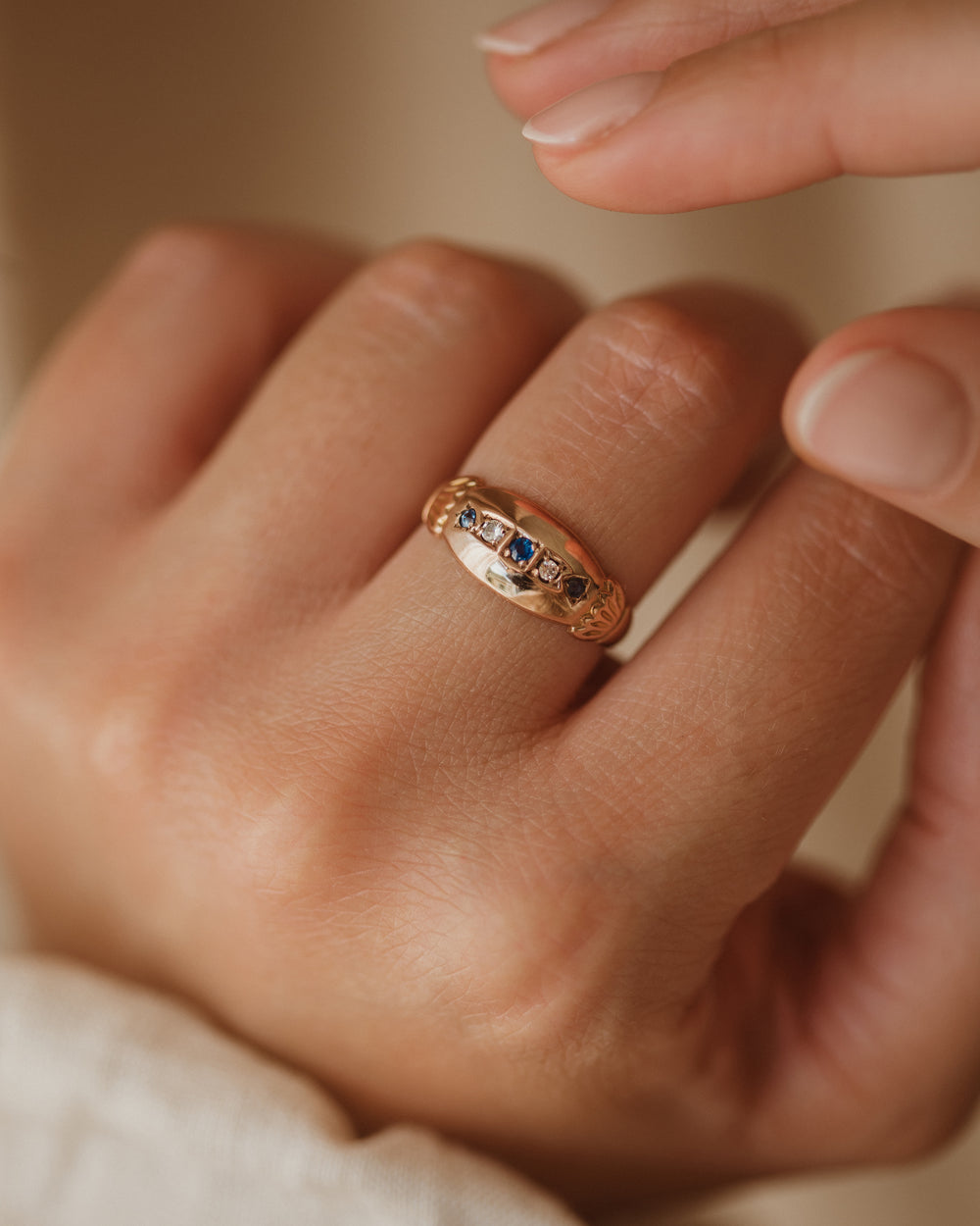 May 1907 9ct Gold Sapphire & Diamond Gypsy Ring