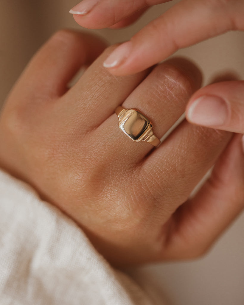 Celine 1937 9ct Gold Square Signet Ring