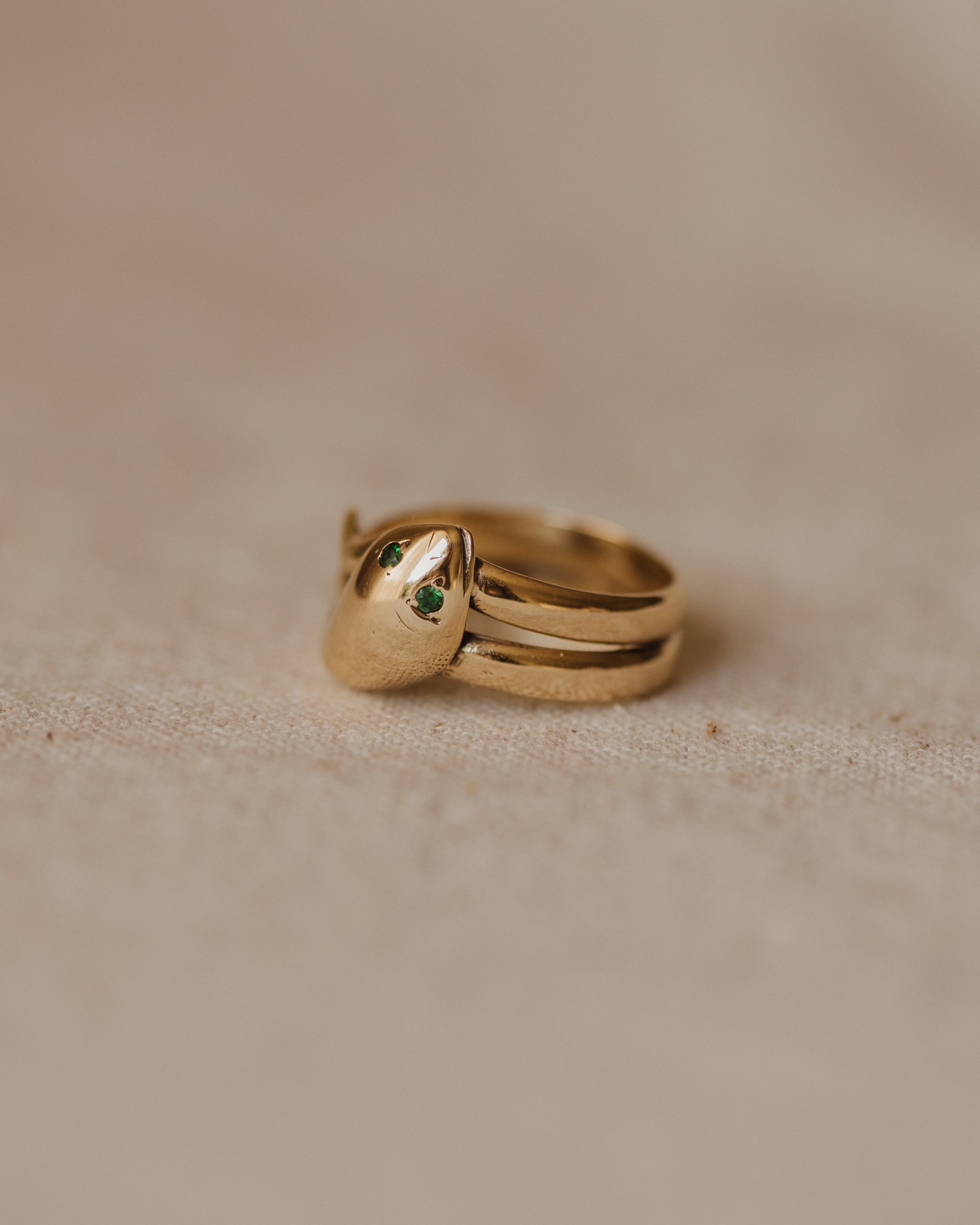 Zadie 1963 9ct Gold Emerald Snake Ring