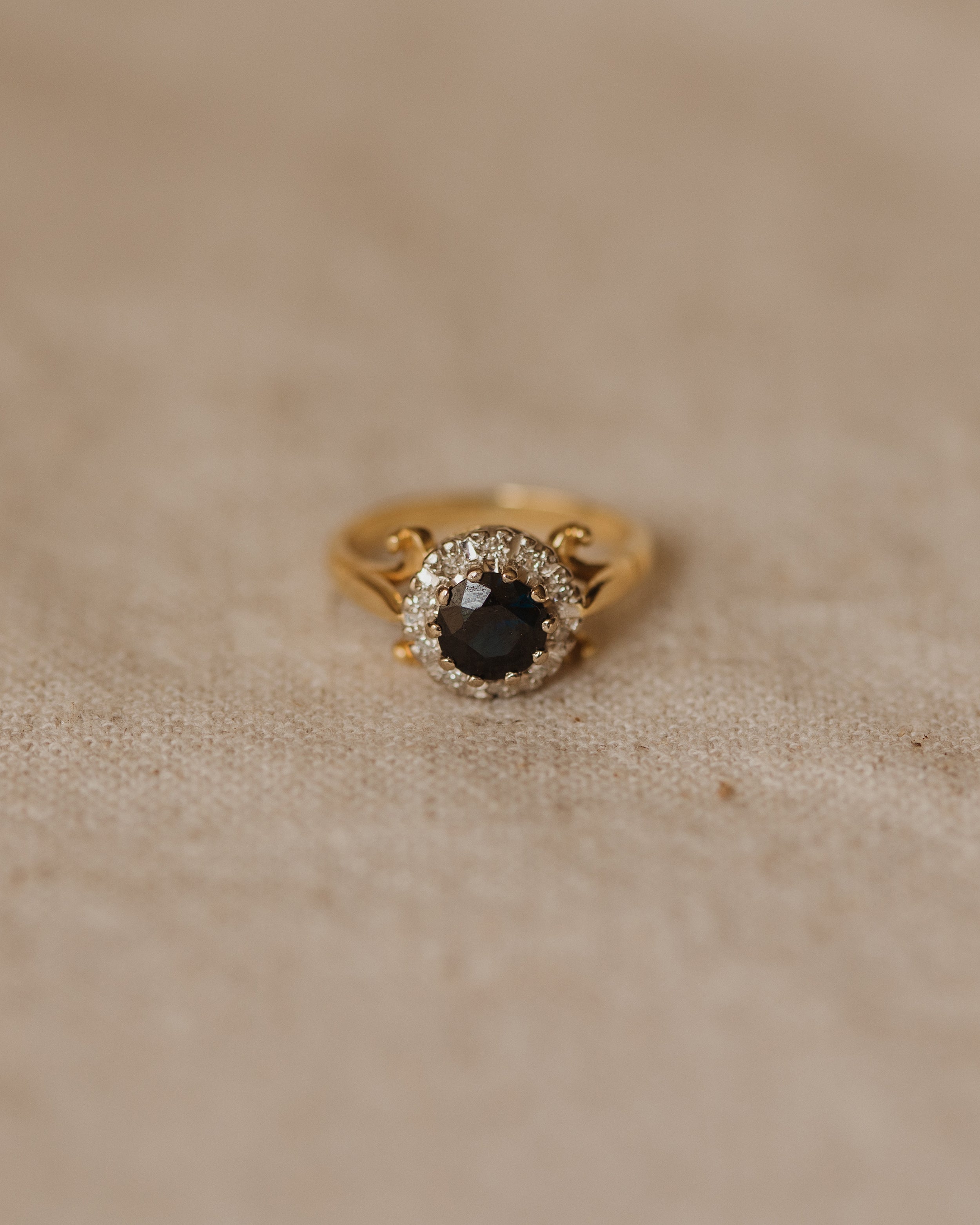 Image of Della 1971 18ct Gold Sapphire & Diamond Cluster Ring