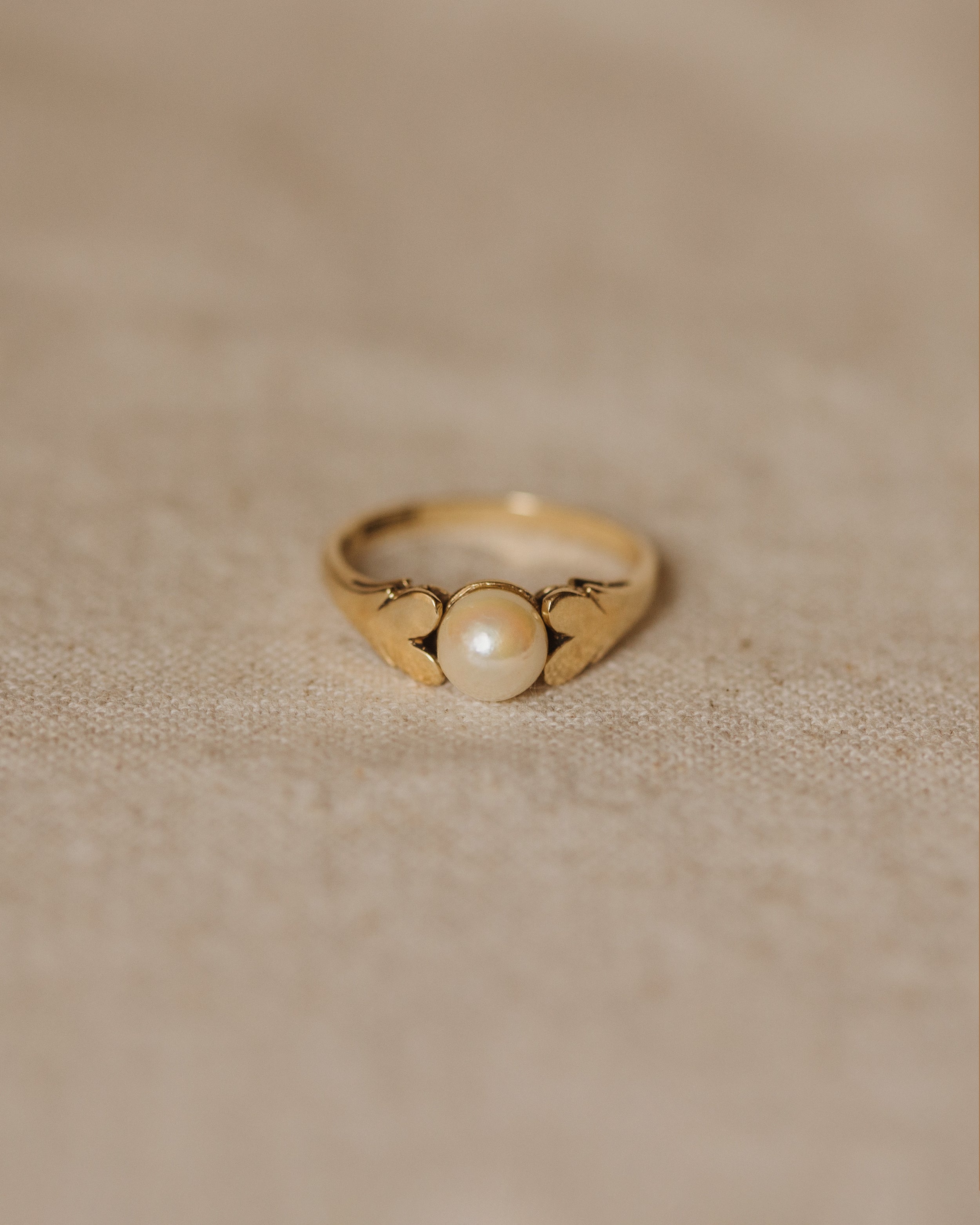 Dorothy Vintage 9ct Gold Natural Pearl Ring