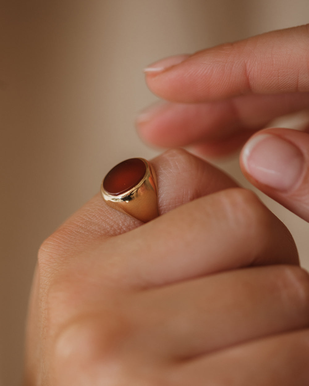 Billie 1969 9ct Gold Carnelian Signet Ring