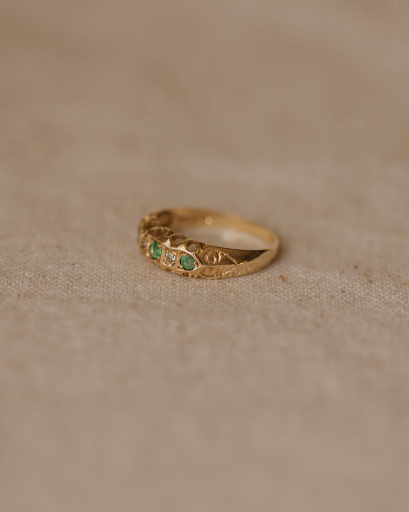 Roma 1976 9ct Gold Emerald & Diamond Ring