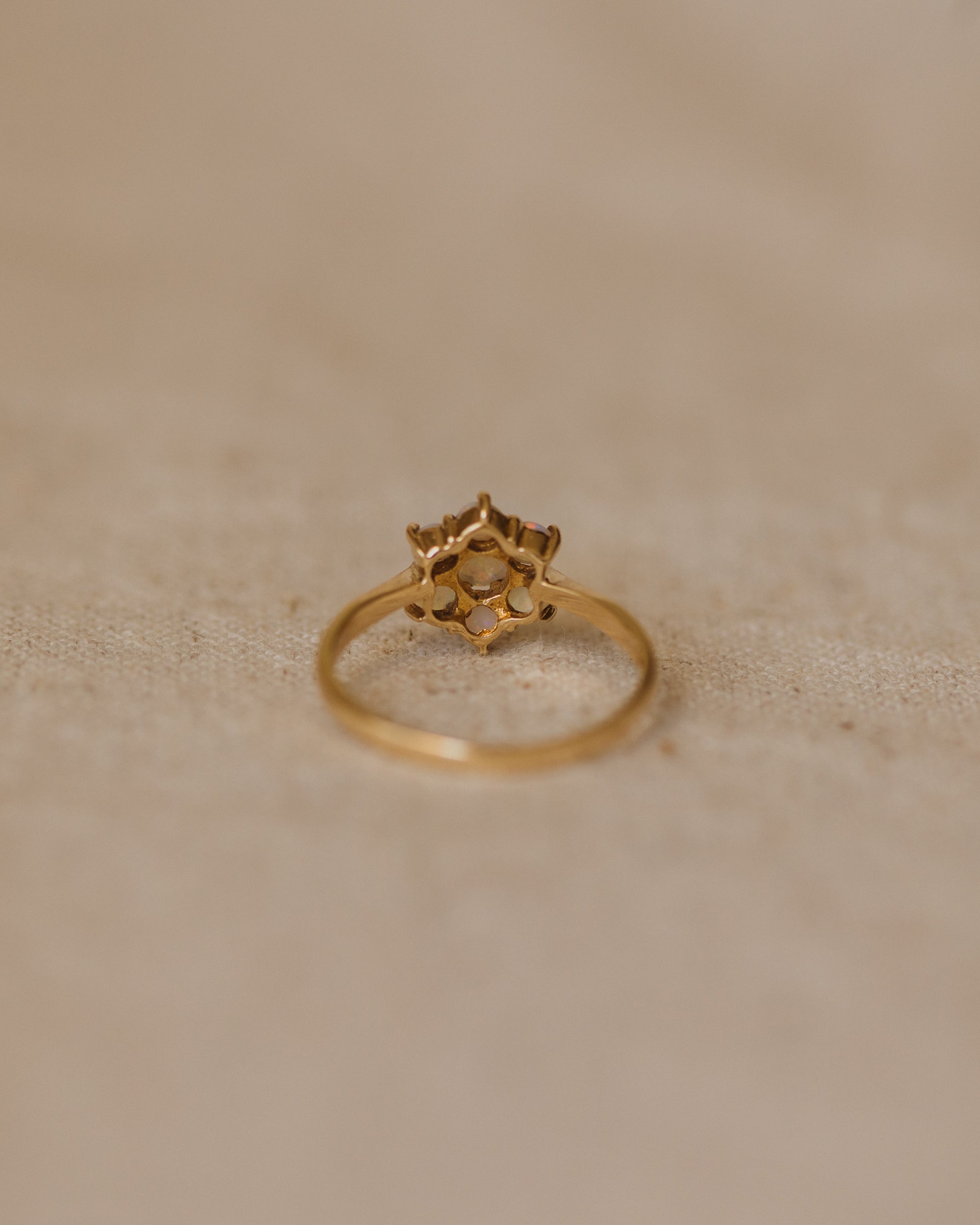 Juliet 1973 9ct Gold Opal Flower Cluster Ring